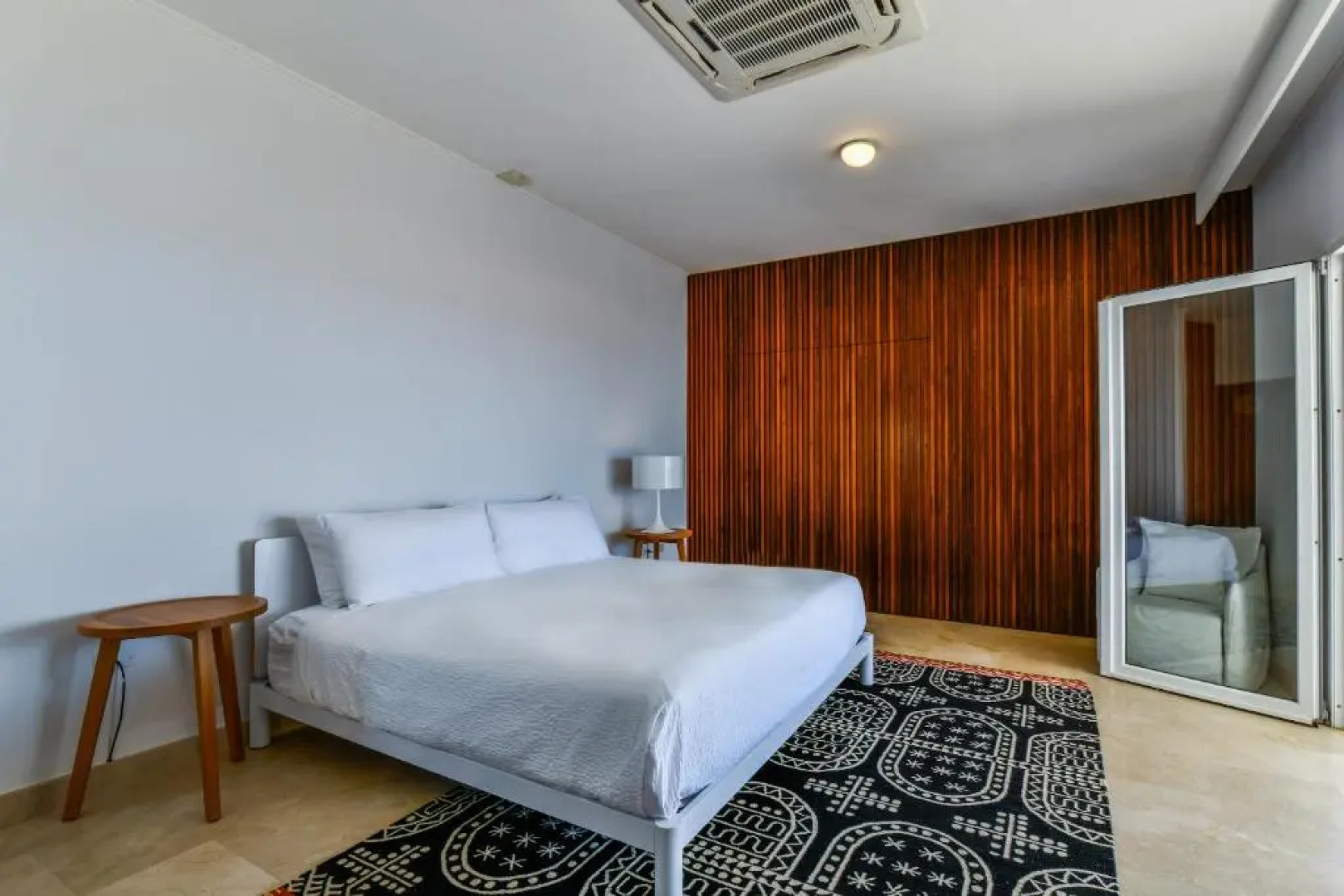 Beach Front Luxury Villa! Boca Catalina Malmok!