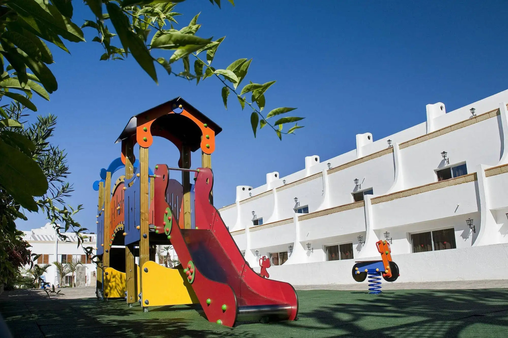 Apartamentos Pirámides