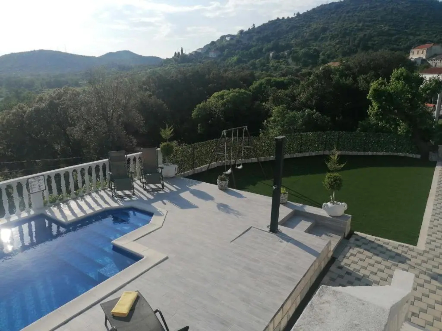 Sunny Hill