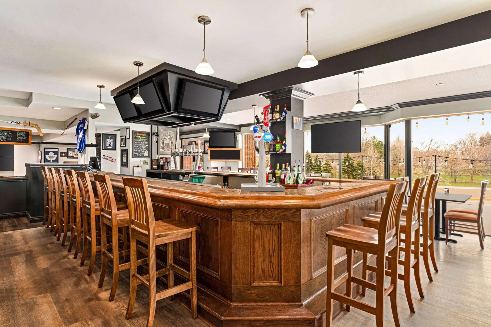 Ramada Plaza by Wyndham Niagara Falls