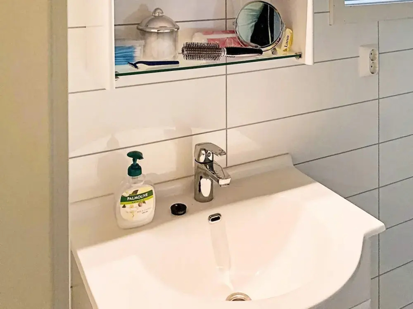 6 Person Holiday Home in Ostereidet