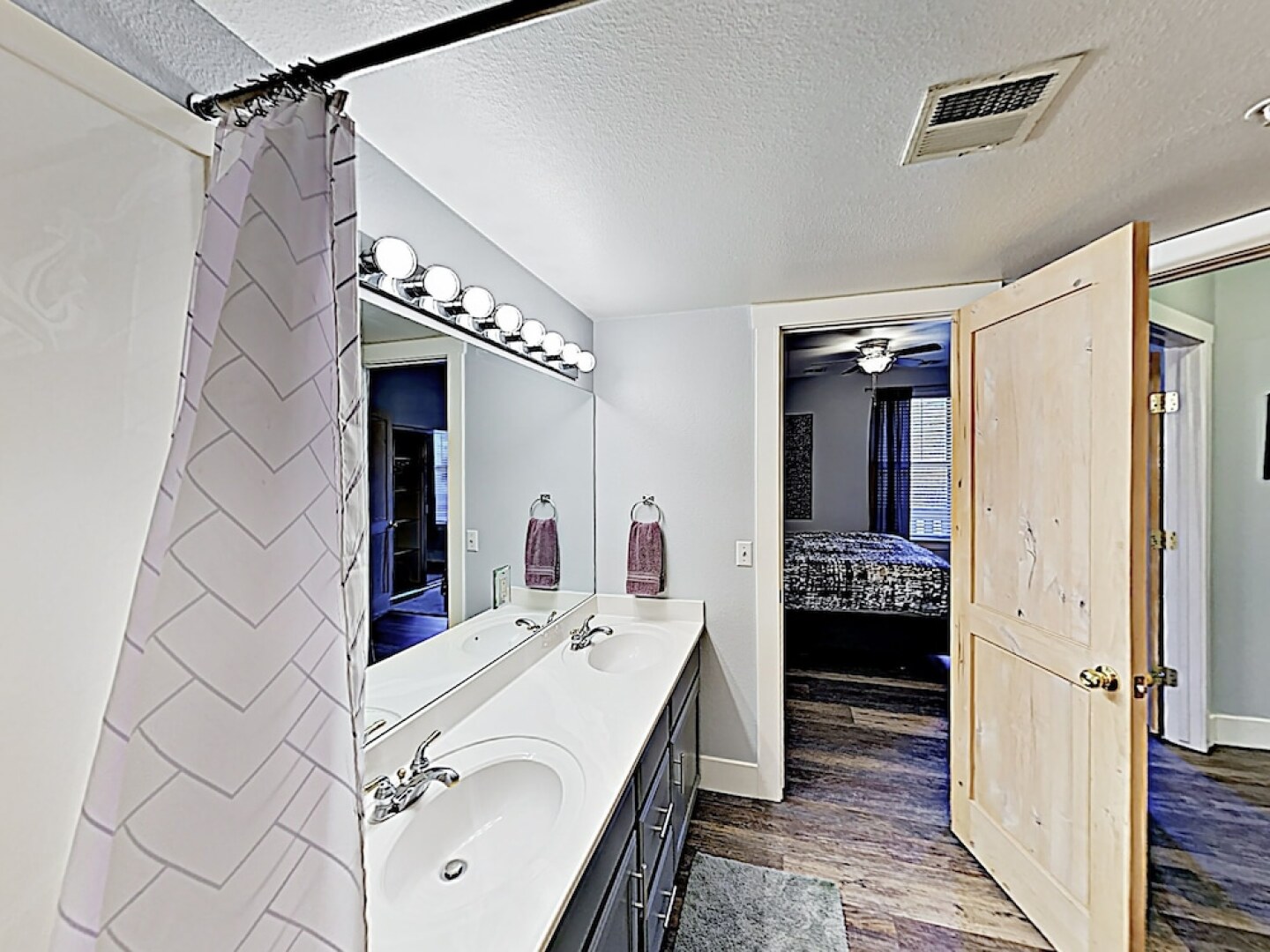 Contemporary Alpine Getaway W/ Wraparound Deck 1 Bedroom Condo