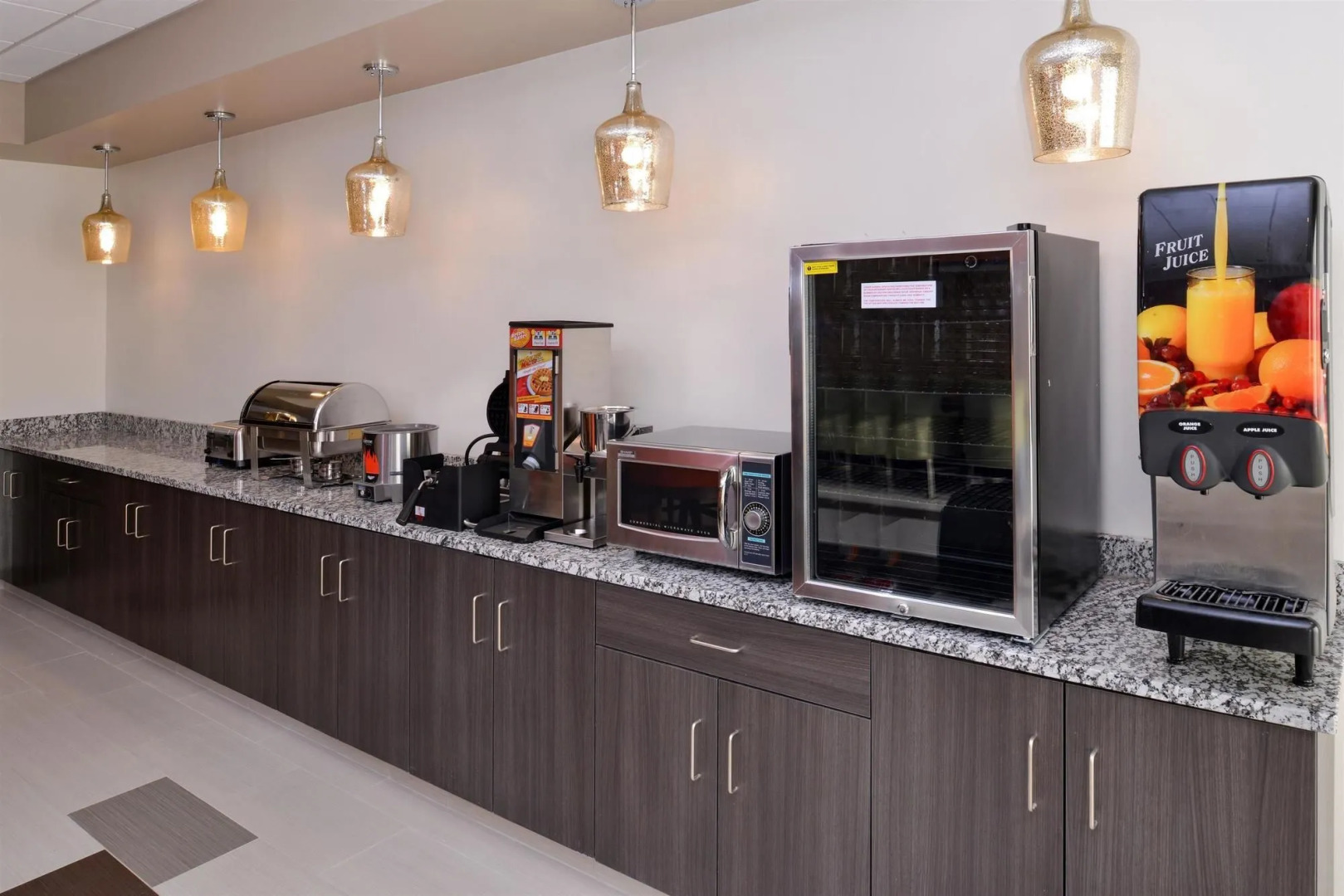 Holiday Inn Express & Suites Effingham by IHG