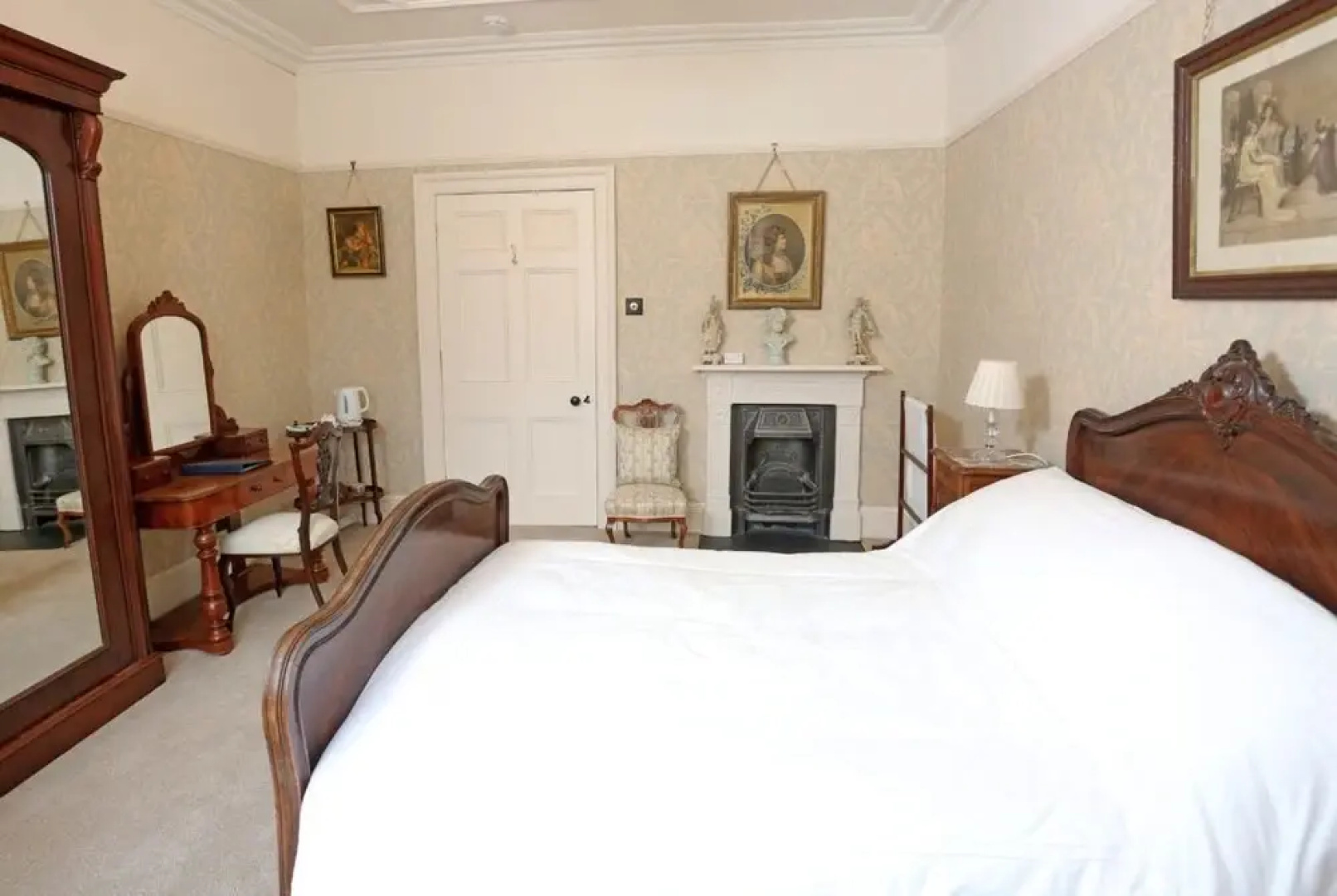 Llangattock Park House