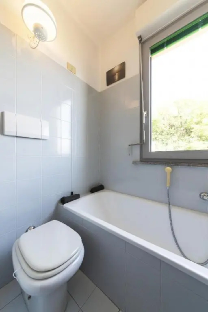 2-Bedroom Lakeview Apartment Bella Gaeta