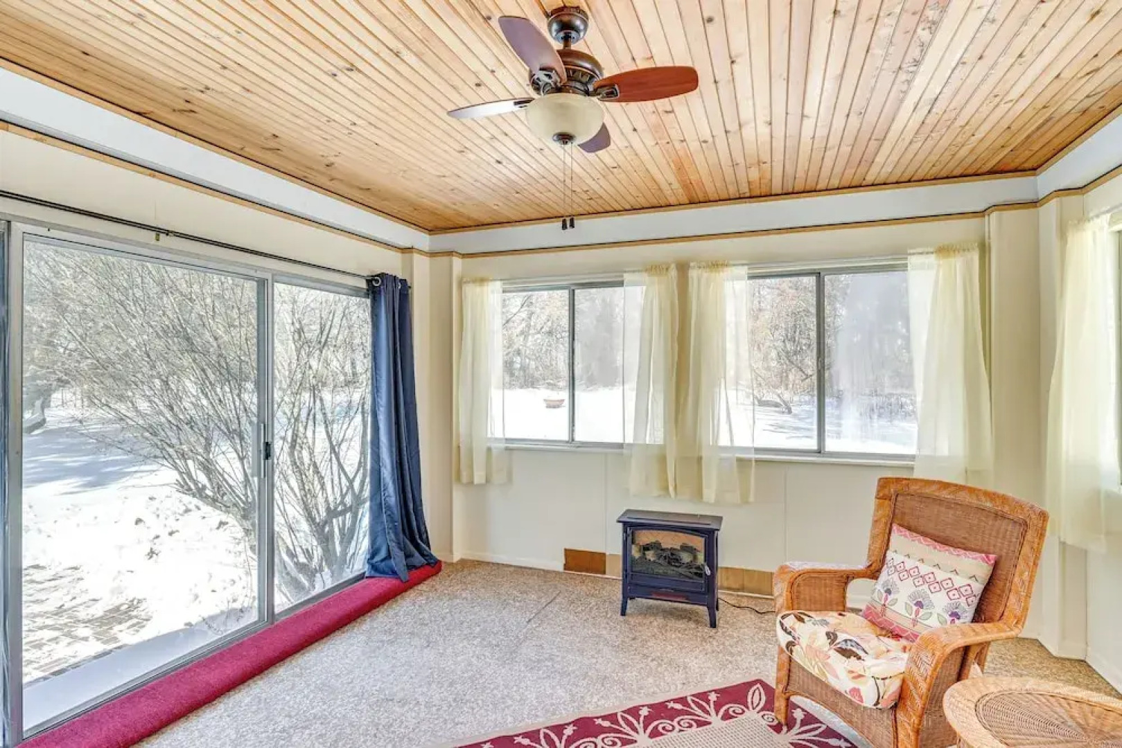 Bright Home Near Pine Lake w/ Deck & Yard