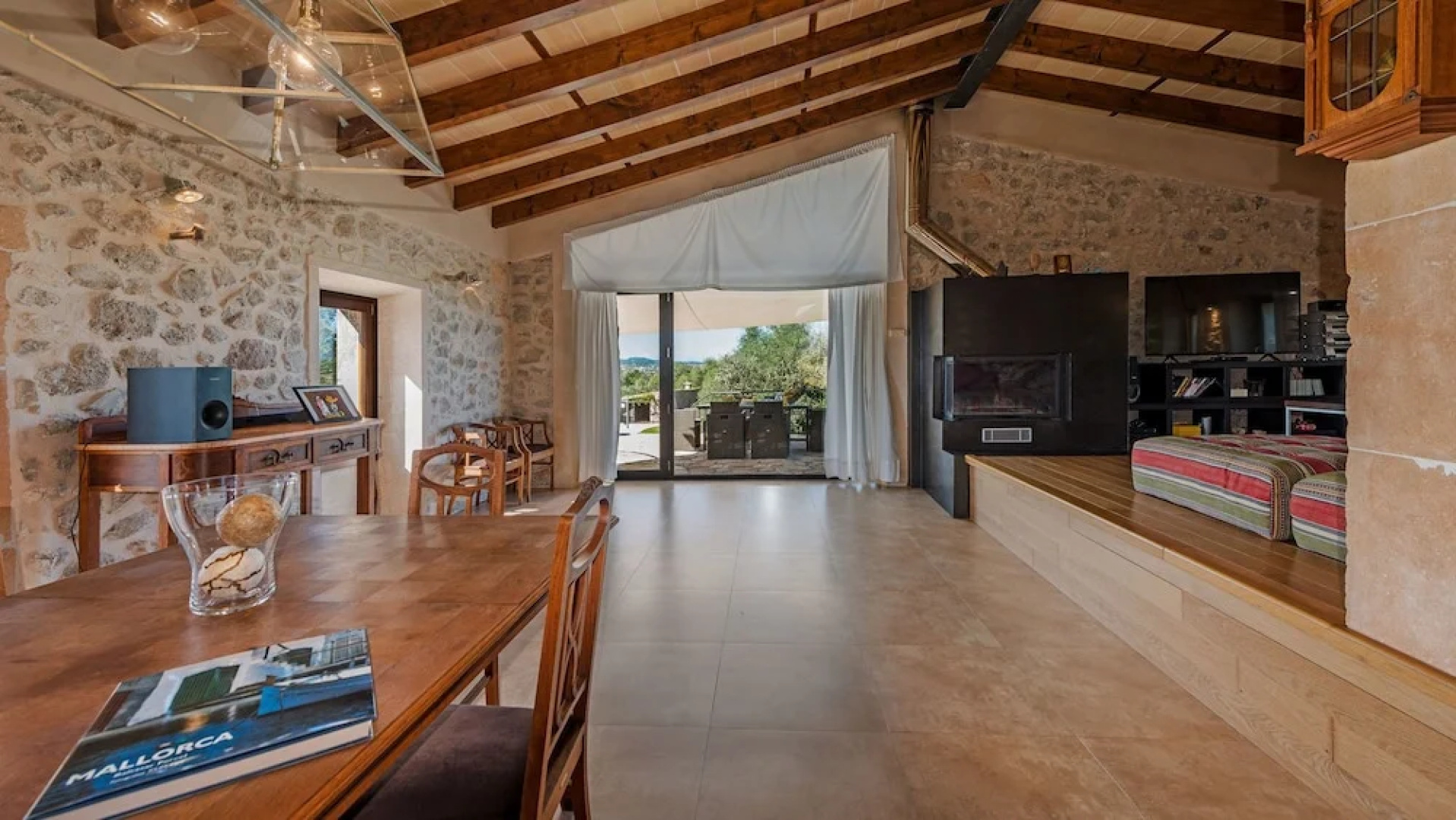 Residence by G Son Veny