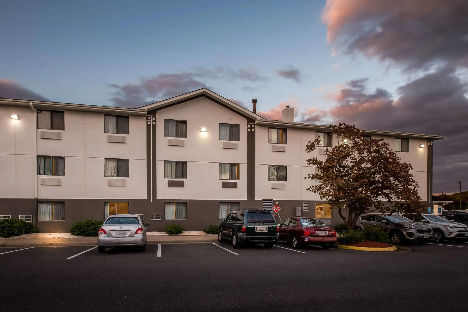 Super 8 by Wyndham Dumfries/Quantico