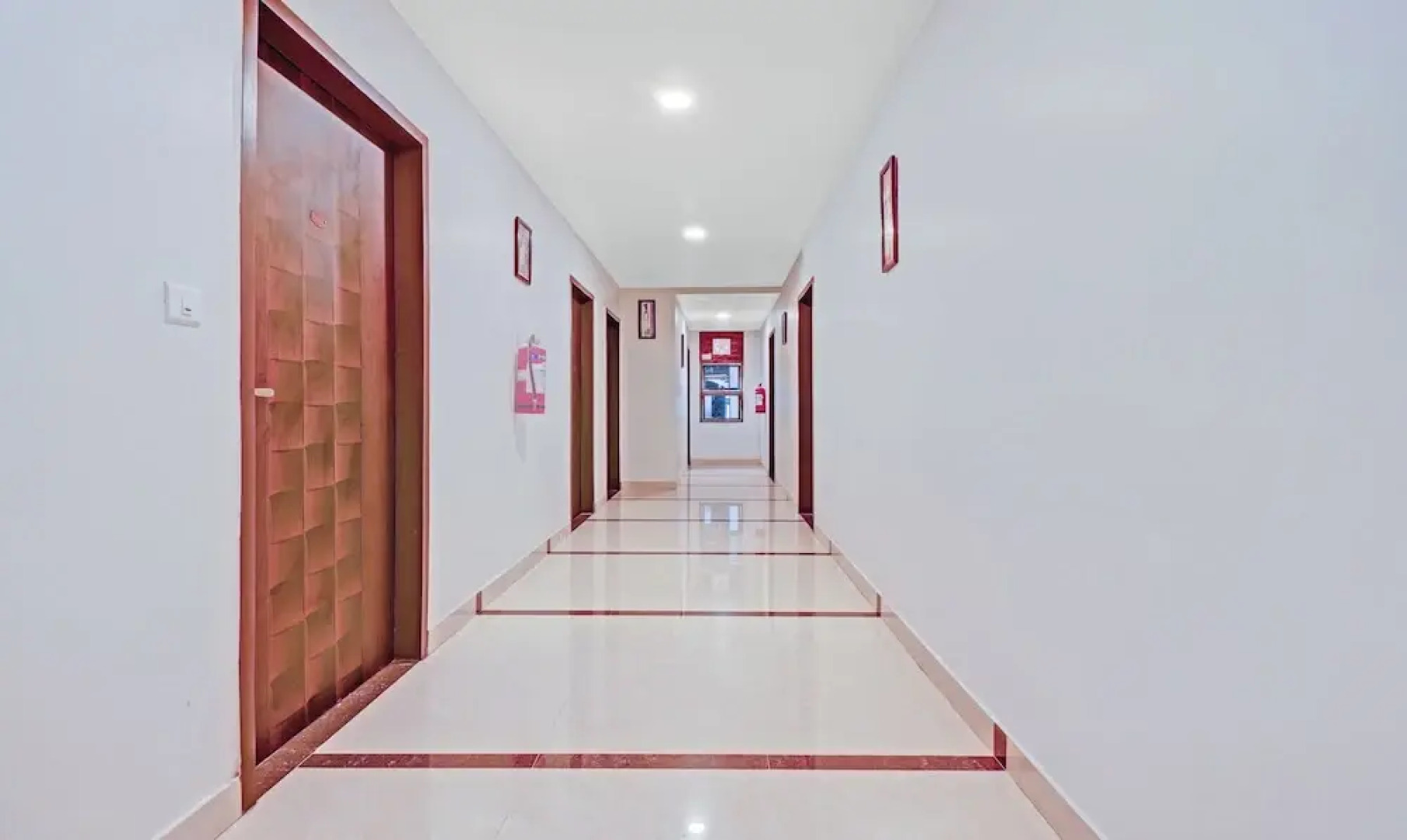 Treebo Trend S V Manor