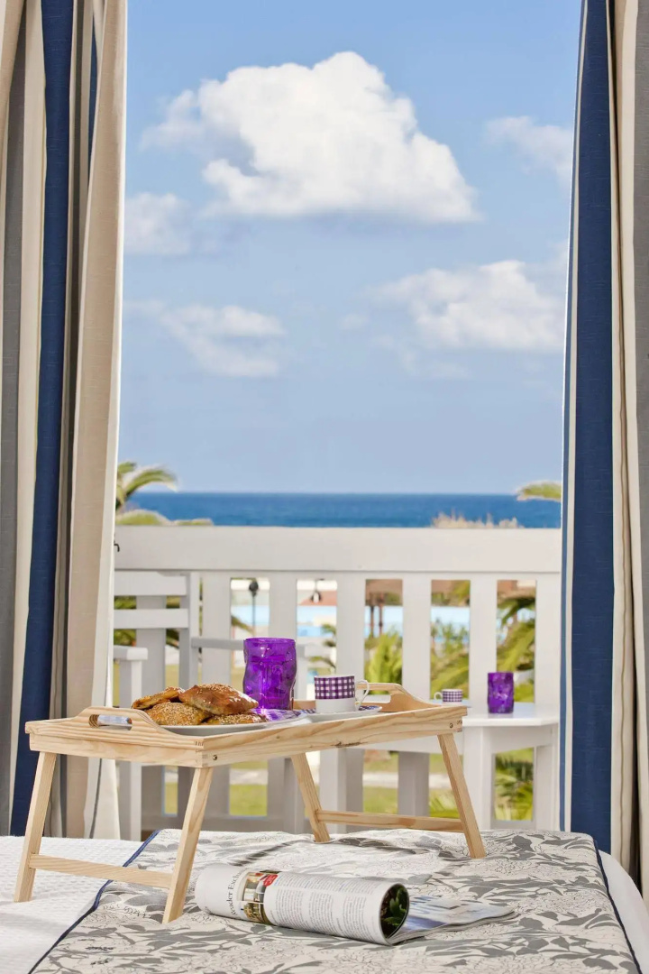 Mrs Chryssana Beach Hotel