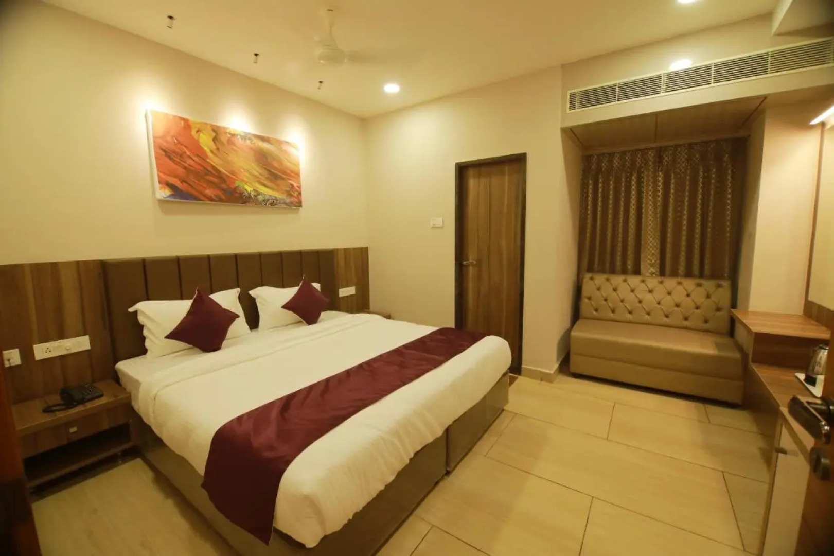 Hotel Sri Mamatha Inn