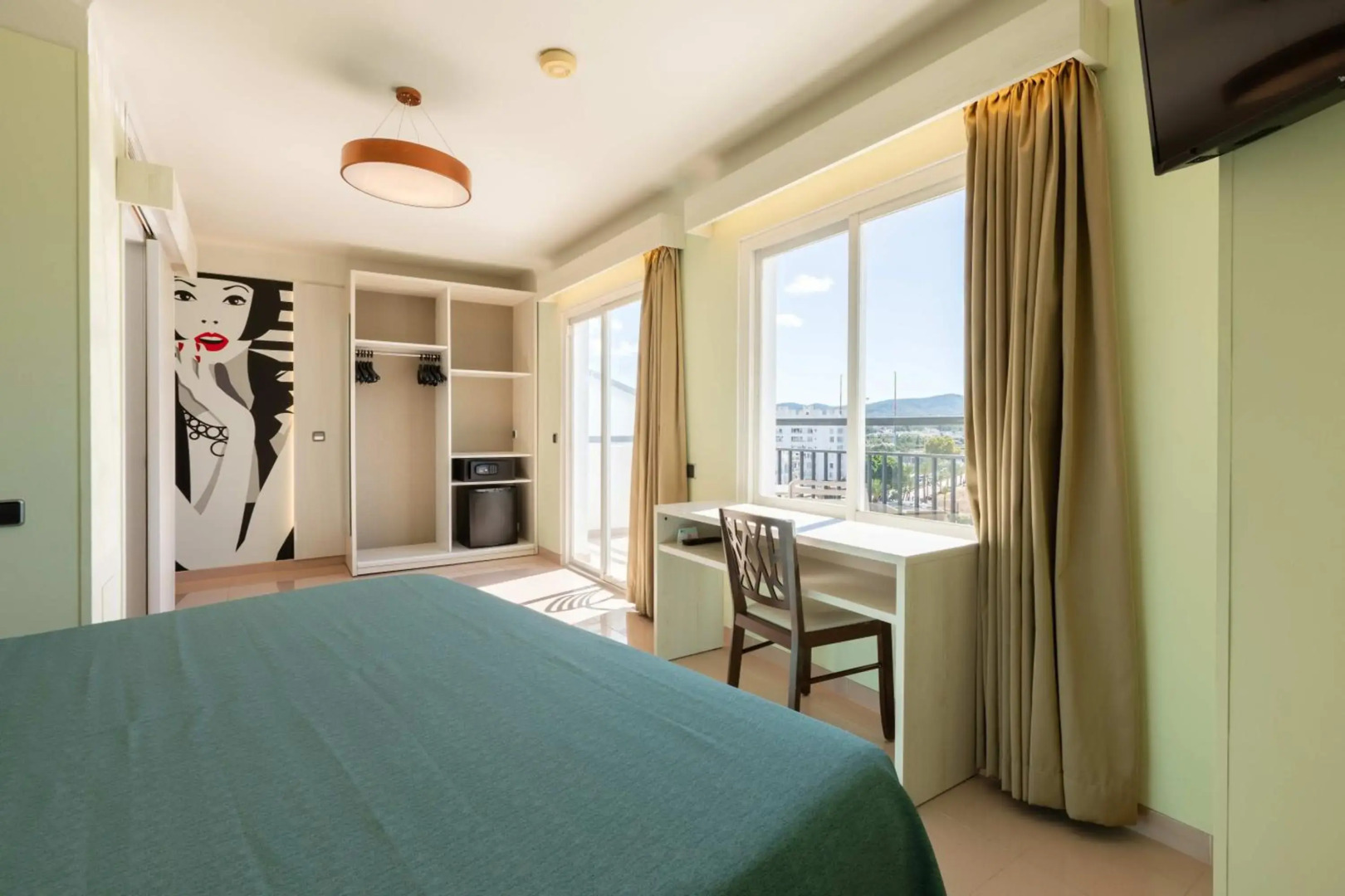 The Red Hotel by Ibiza Feeling - Adults only