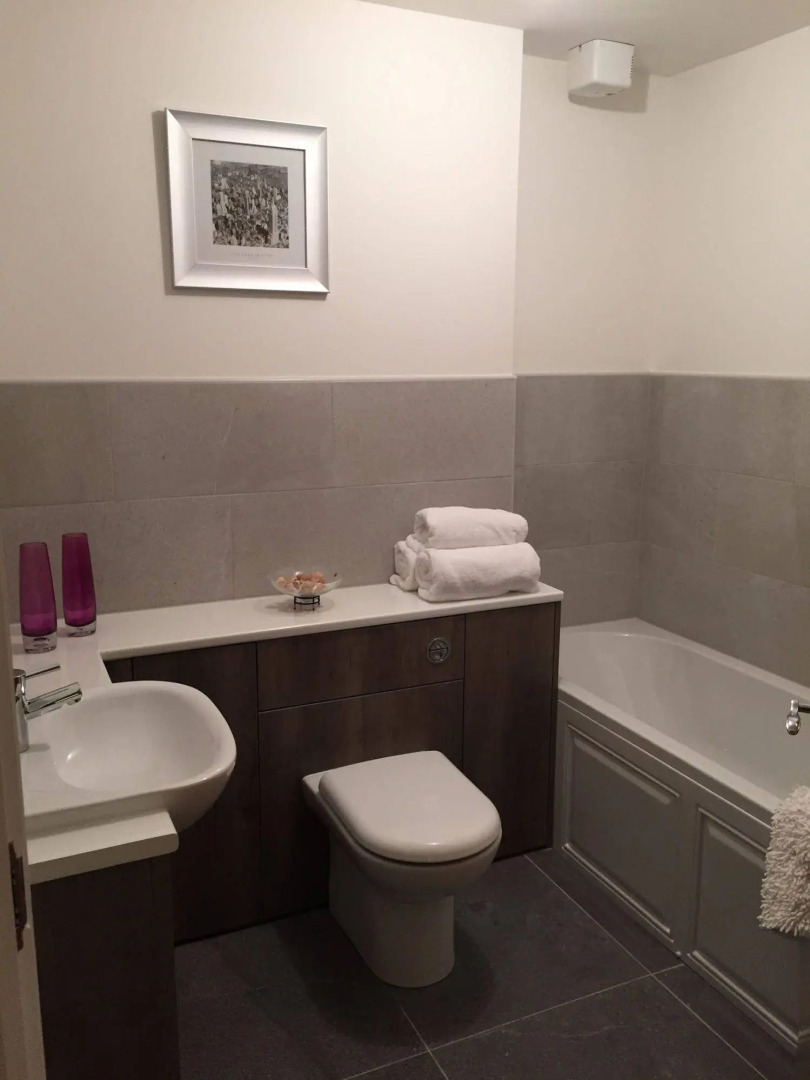 Turnberry Apartments