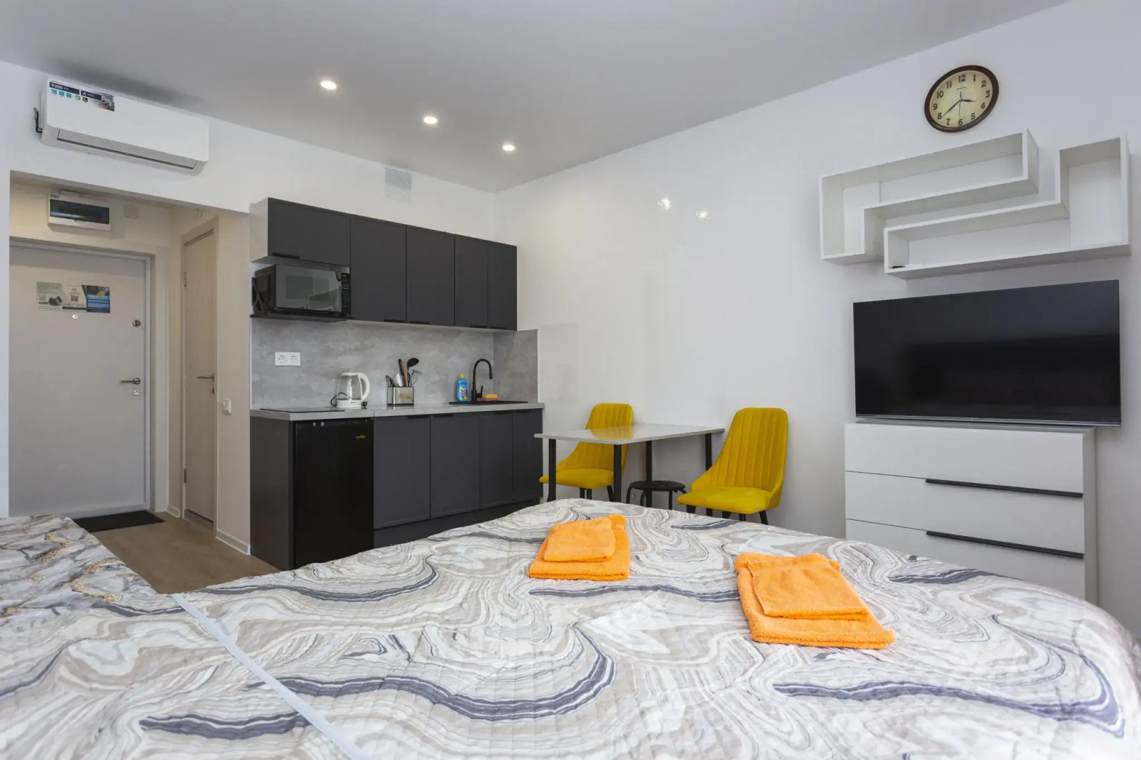 Home Like на улице Братьев Бромлей 5к2