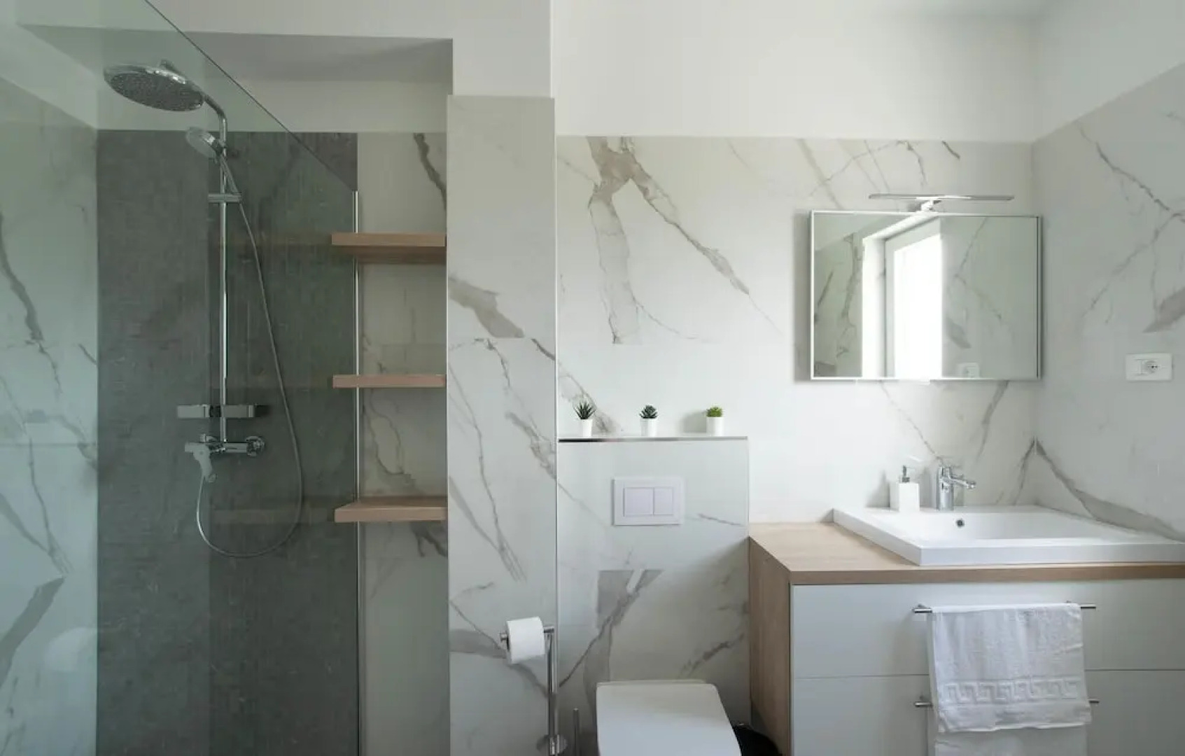 Beautiful Home in Kucine With 4 Bedrooms, Wifi and Outdoor Swimming Pool