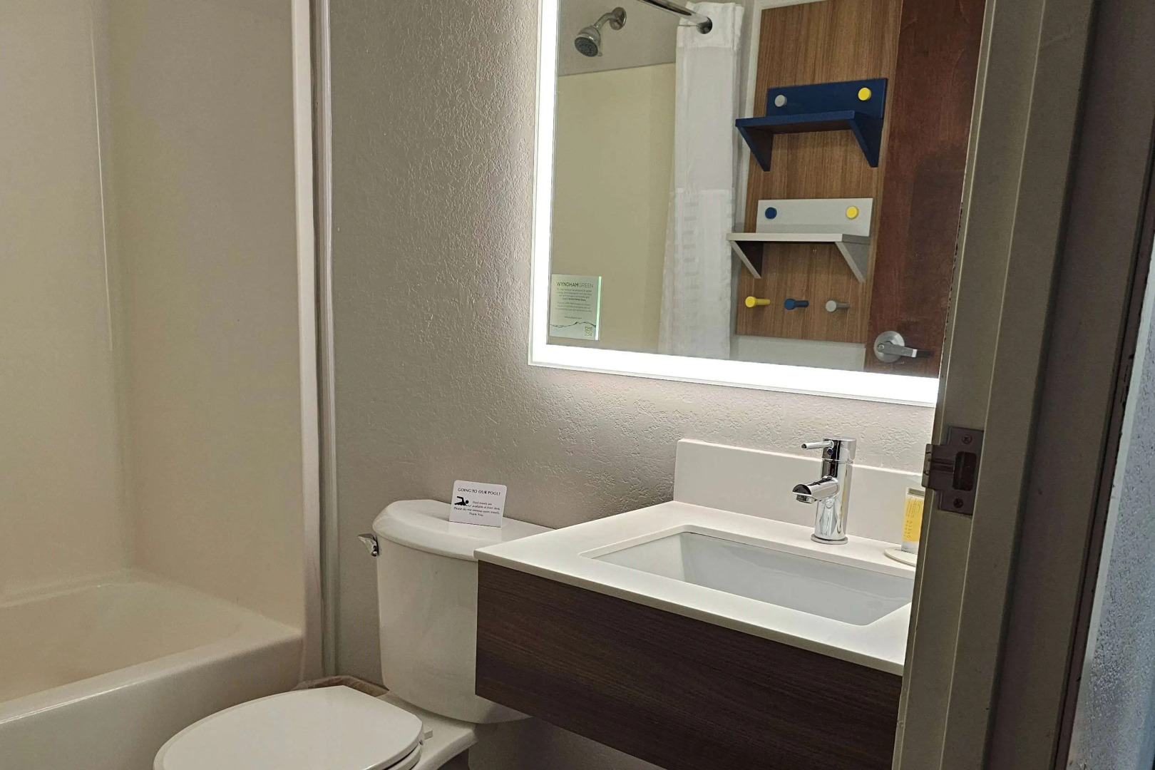 Microtel Inn & Suites by Wyndham Bushnell