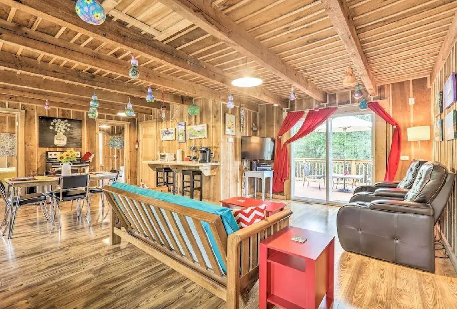 Lake Cumberland Area Cabin - 4 Mi. to Lake!