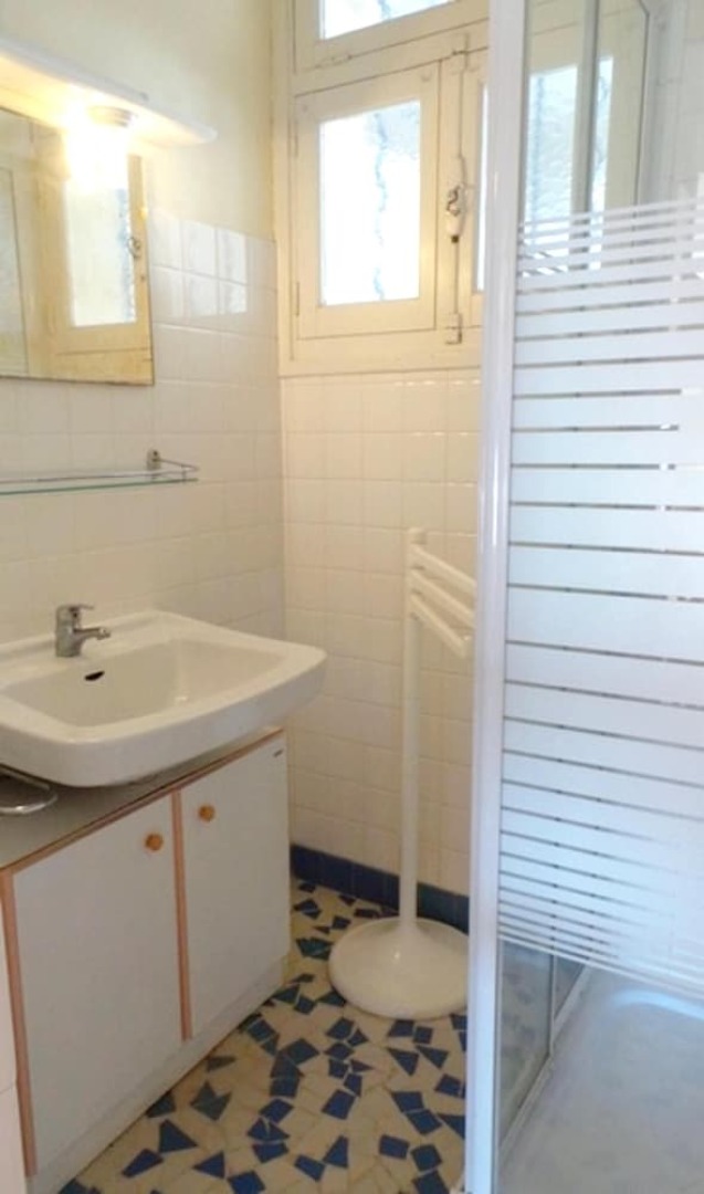 Apartment with 3 Bedrooms in Saint-Palais-Sur-Mer, with Shared Pool, Enclosed Garden And Wifi - 1 Km From the Beach