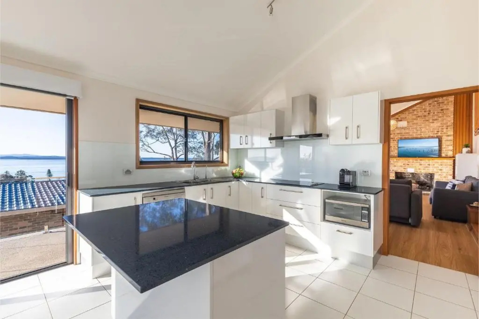 Sea La Vie 3a Warruga St