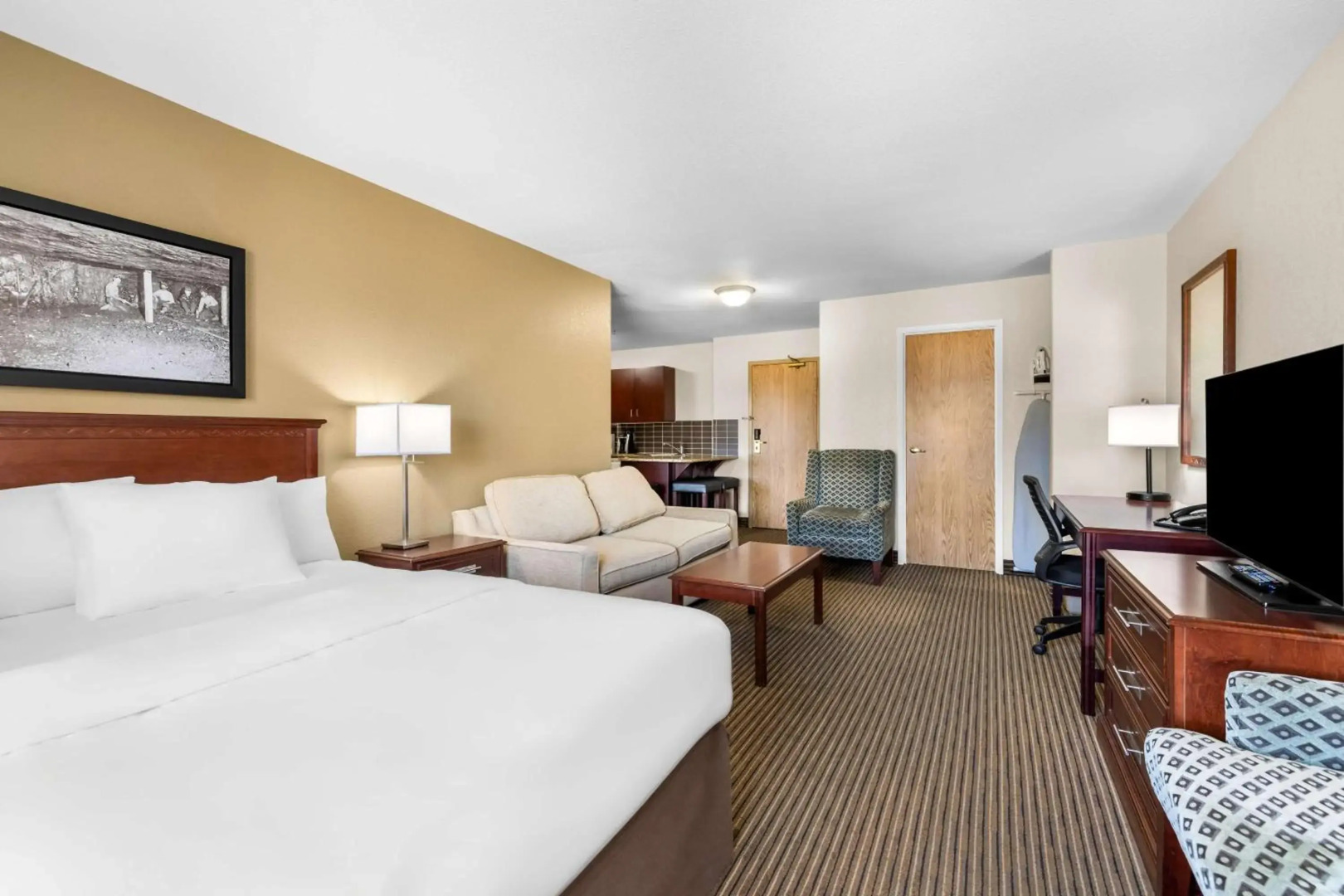 SureStay Plus Hotel by Best Western Drumheller