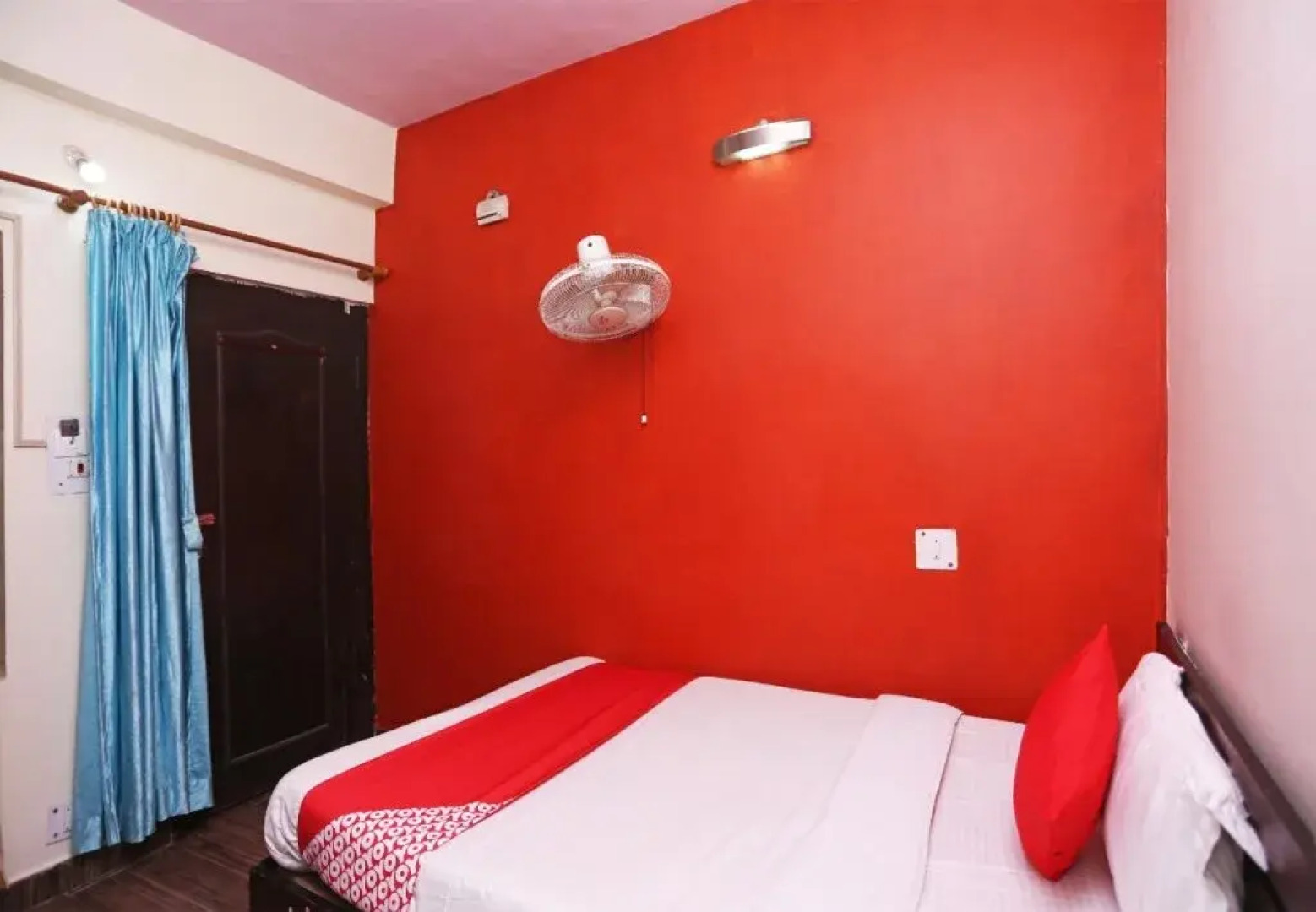 OYO 19409 Hotel Sunita And Restaurant