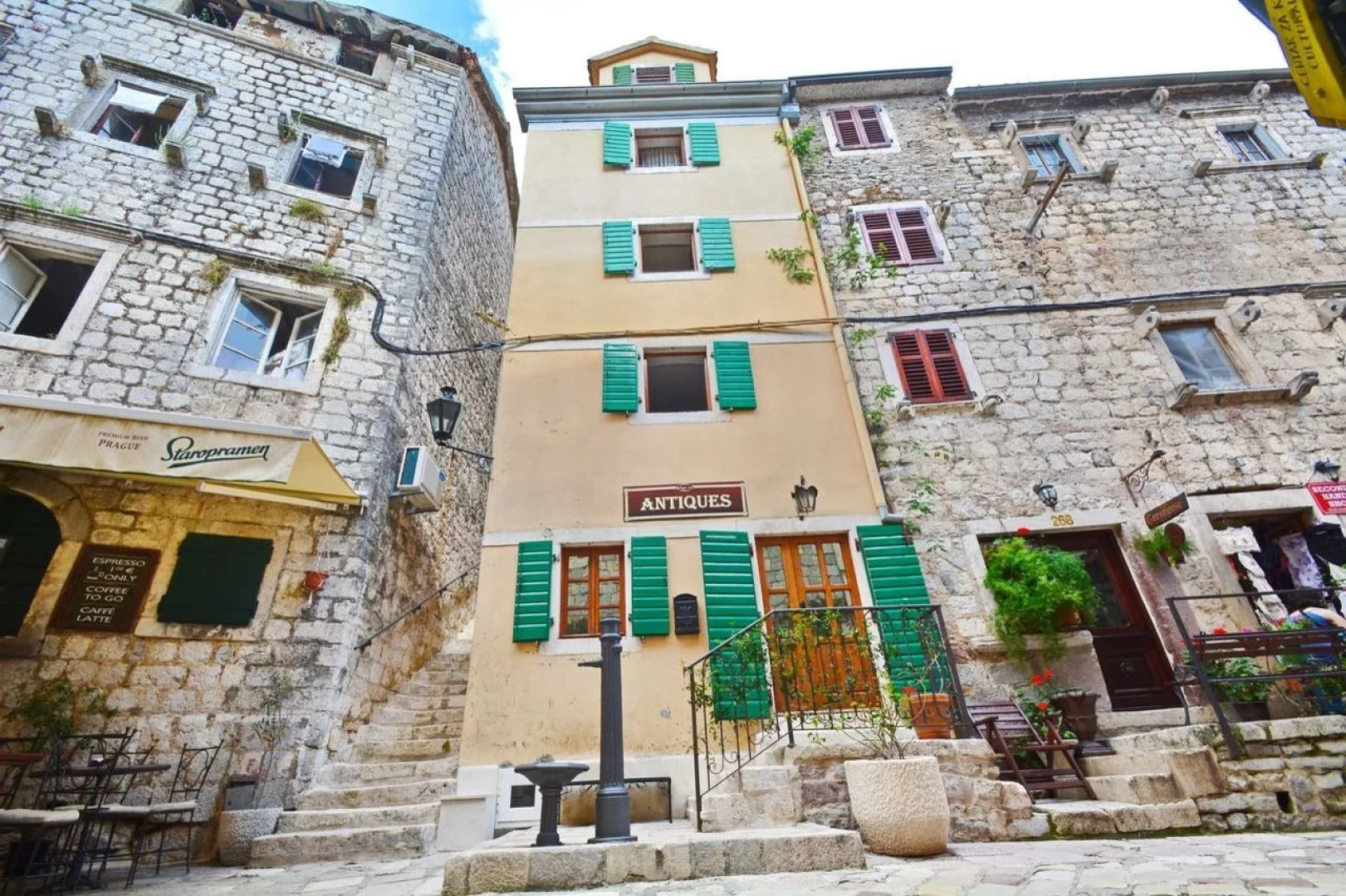 Studios Belvi