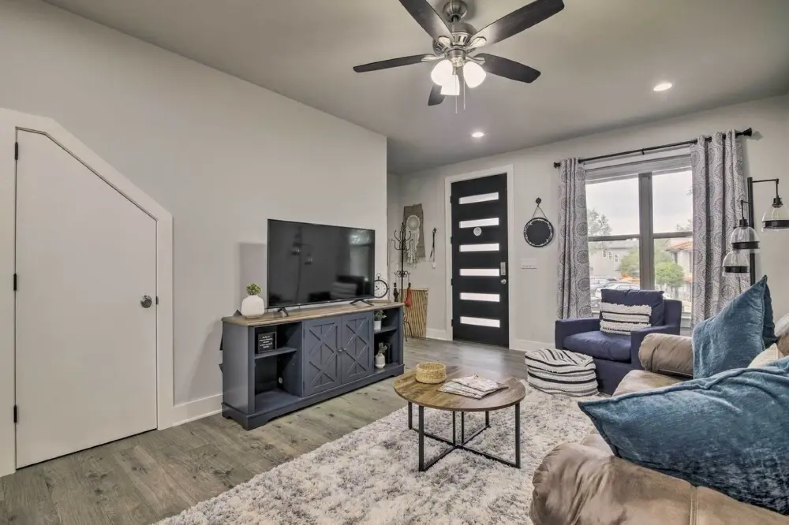 Lago Vista Townhome Near Lake Travis!