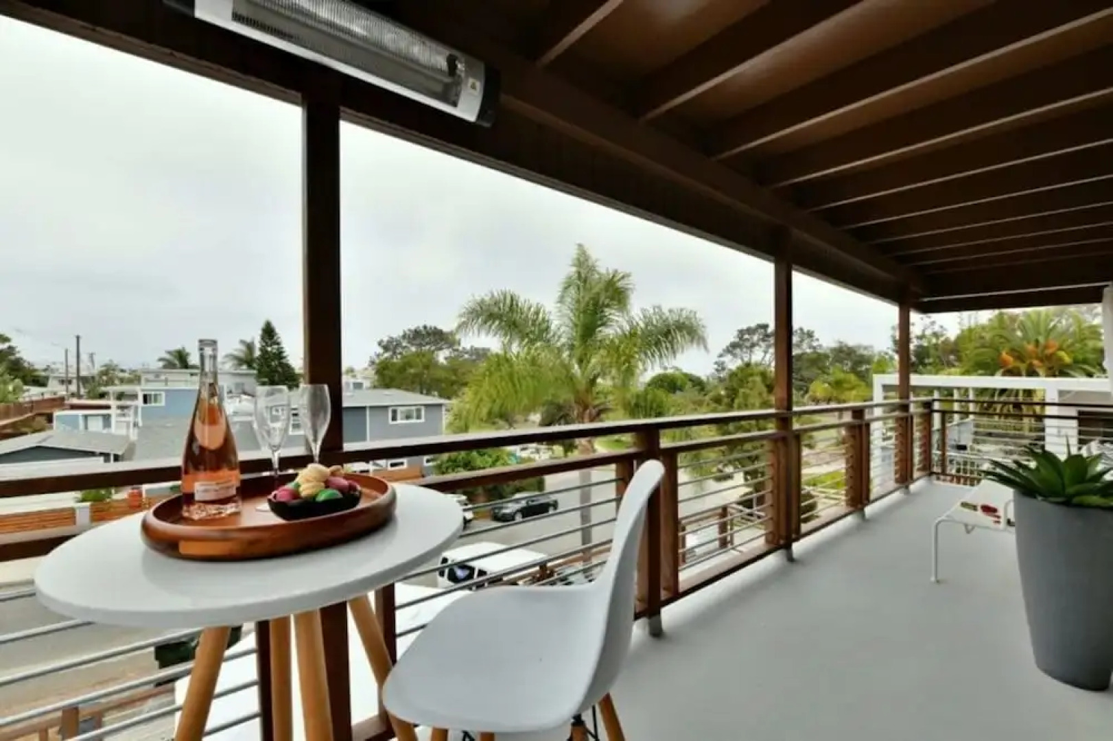 Luxury Cardiff By-the-sea Ocean View Penthouse