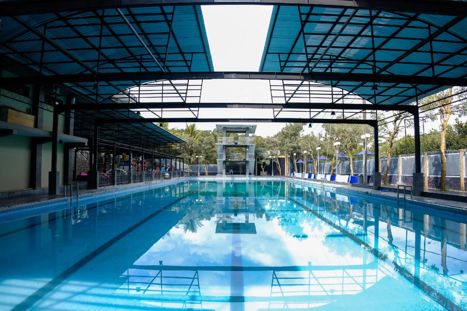 Green Hill Hotel And Convention Center