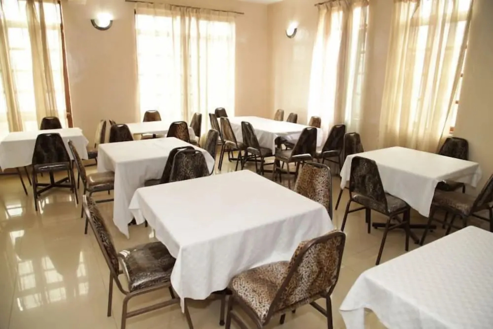 The Headquarters Inn