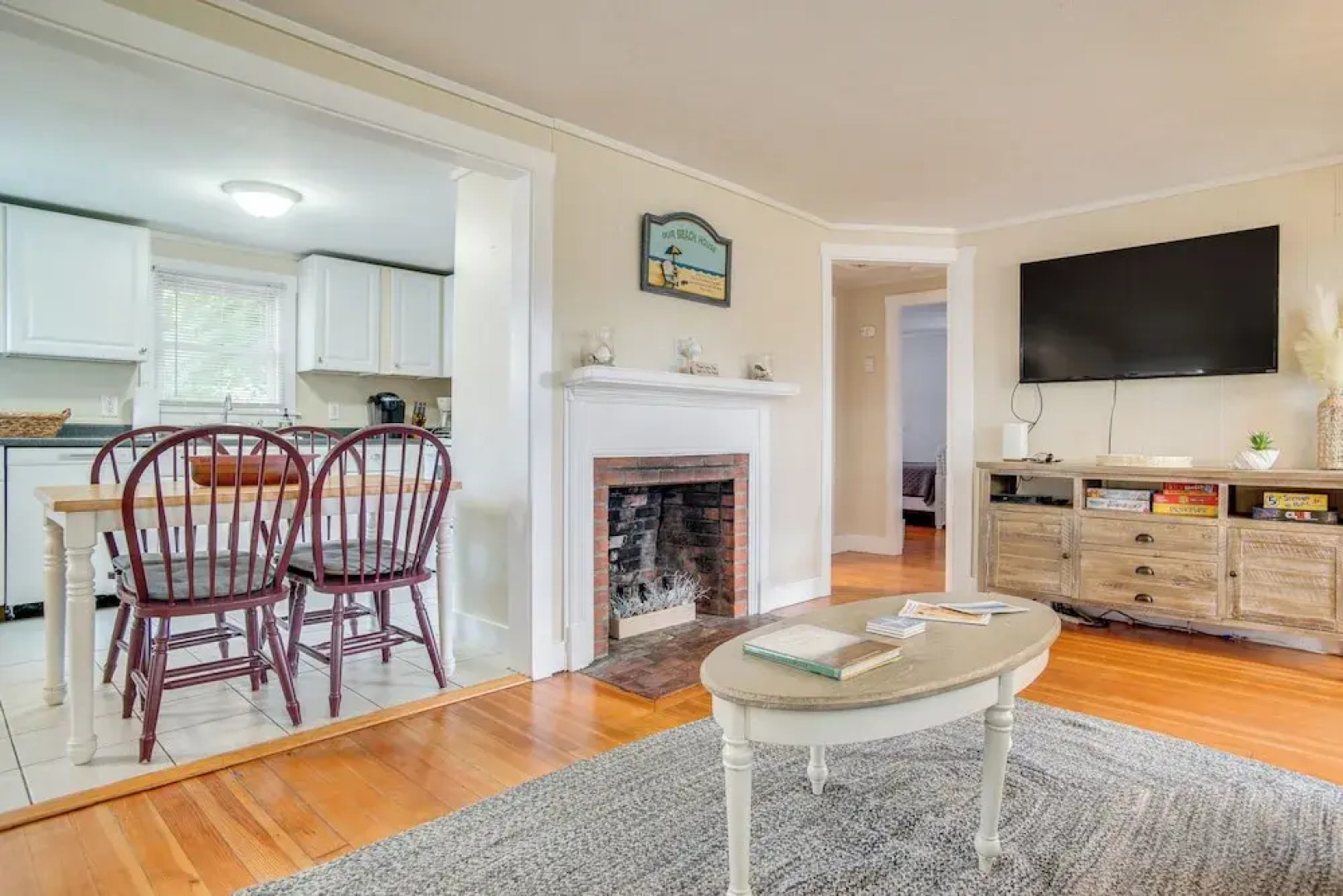 < 1 Mi to Beaches: Classic Cape Cod Cottage