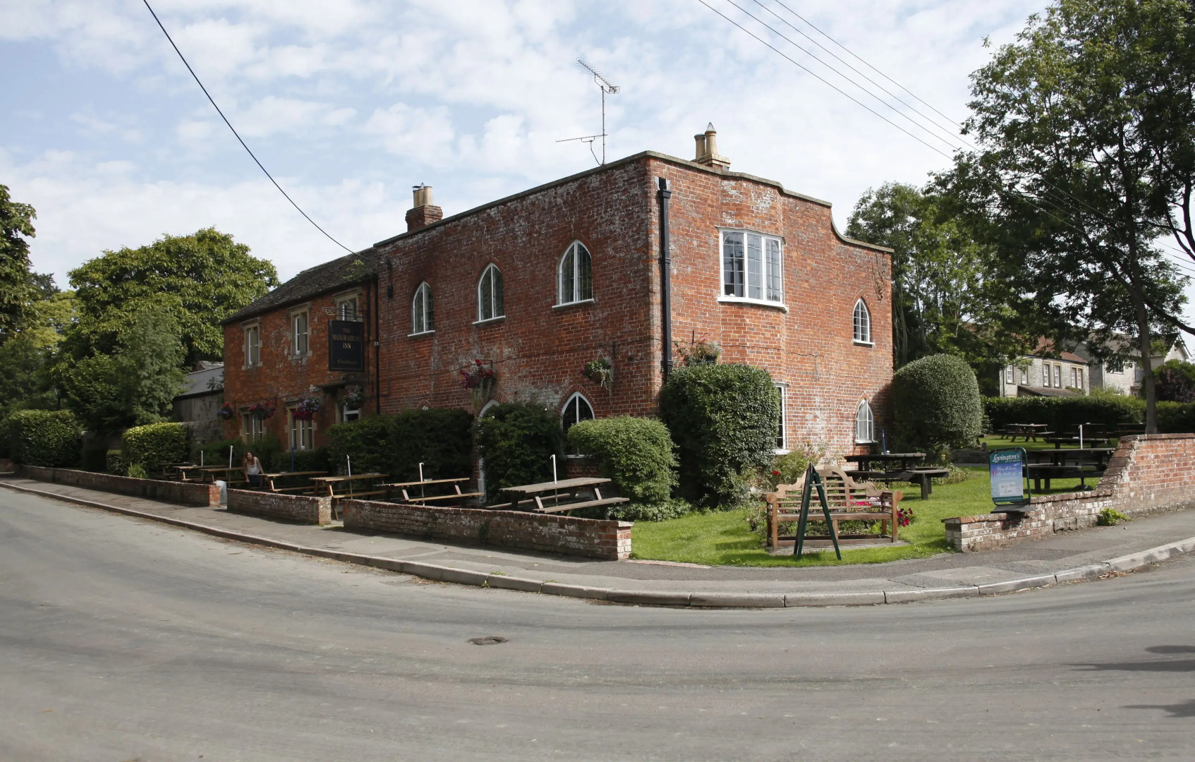 Manor House Inn