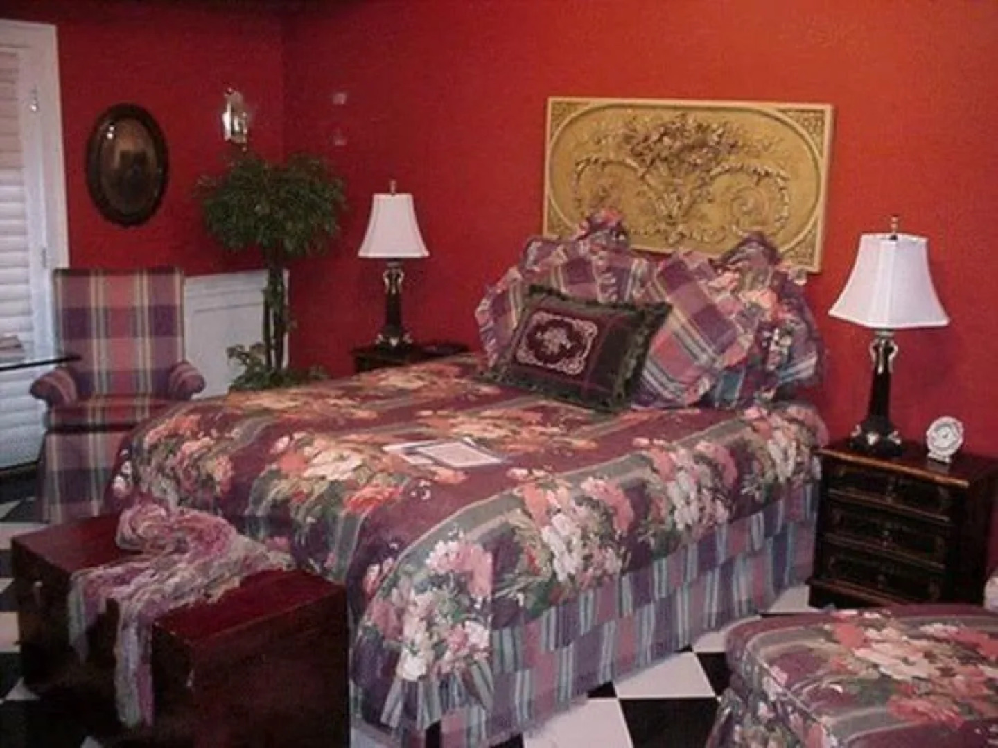 Claremont Inn & Winery