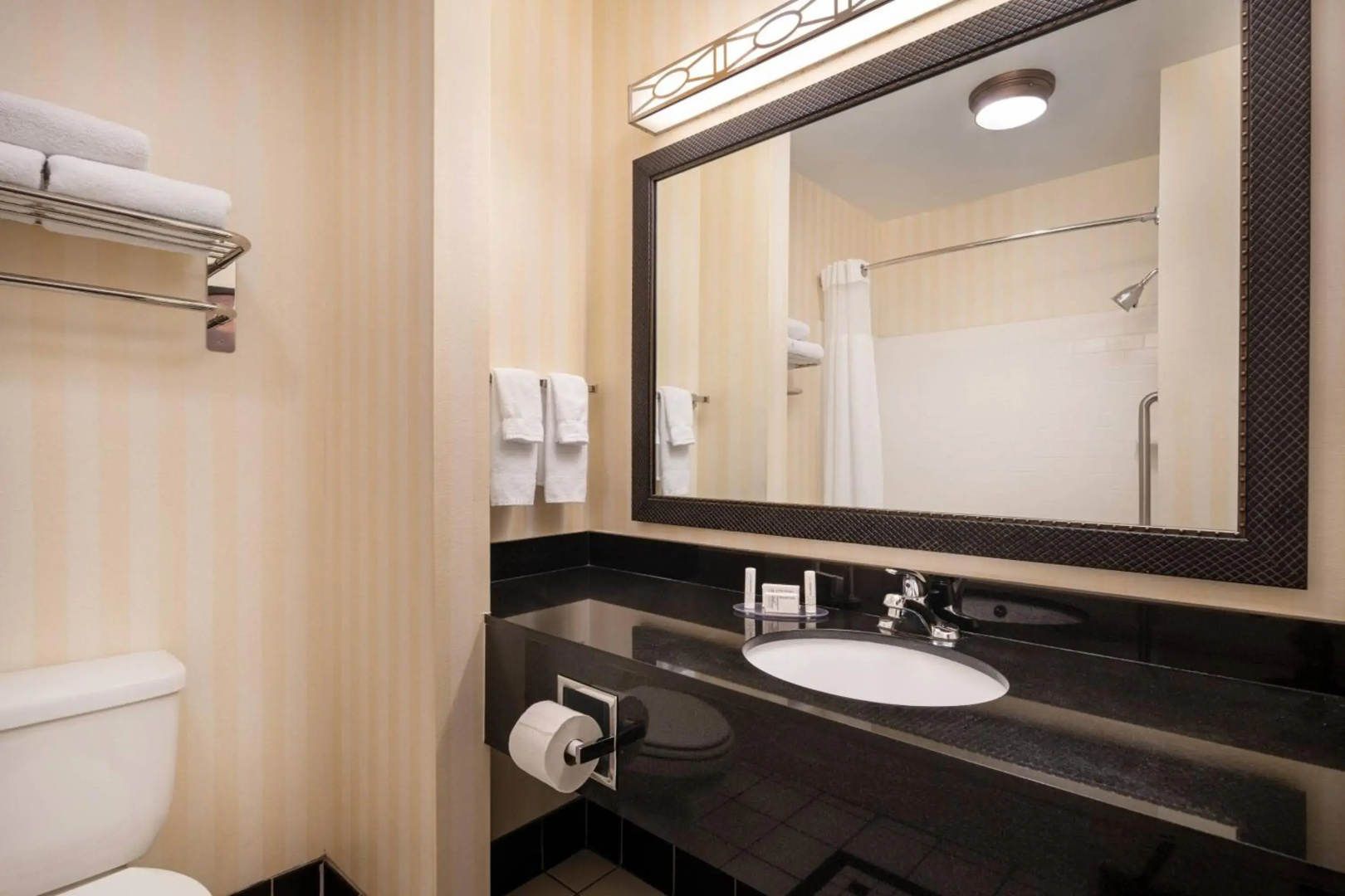 Fairfield Inn & Suites Visalia Tulare