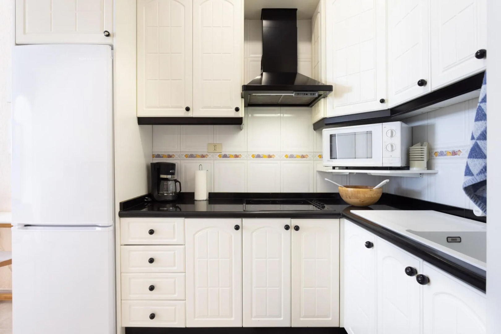 Home2Book Beach Front Las Gaviotas