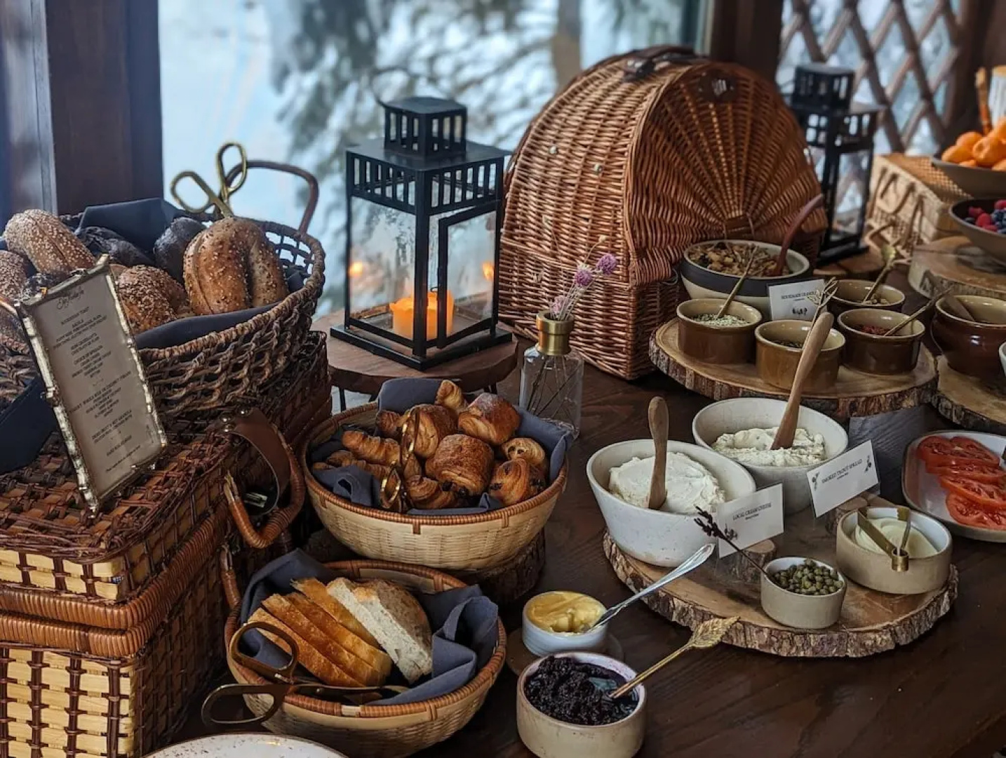 Deer Mountain Inn