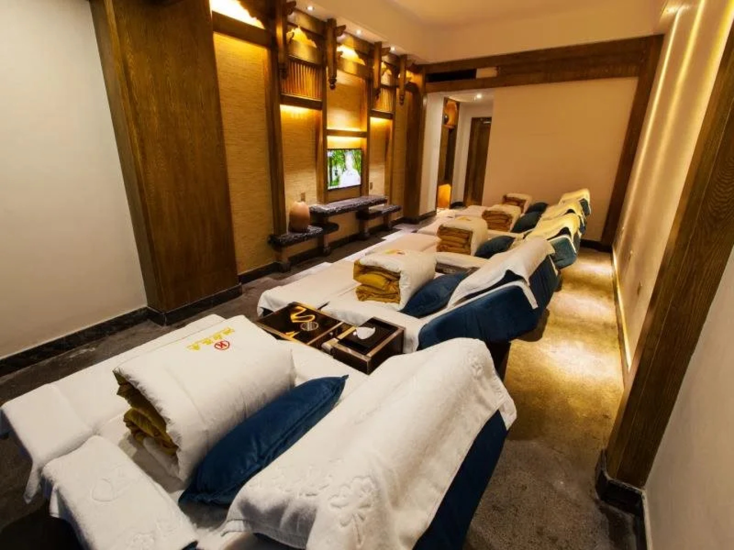 Zhangjiajie Xiangfu International Hot Springs Hotel