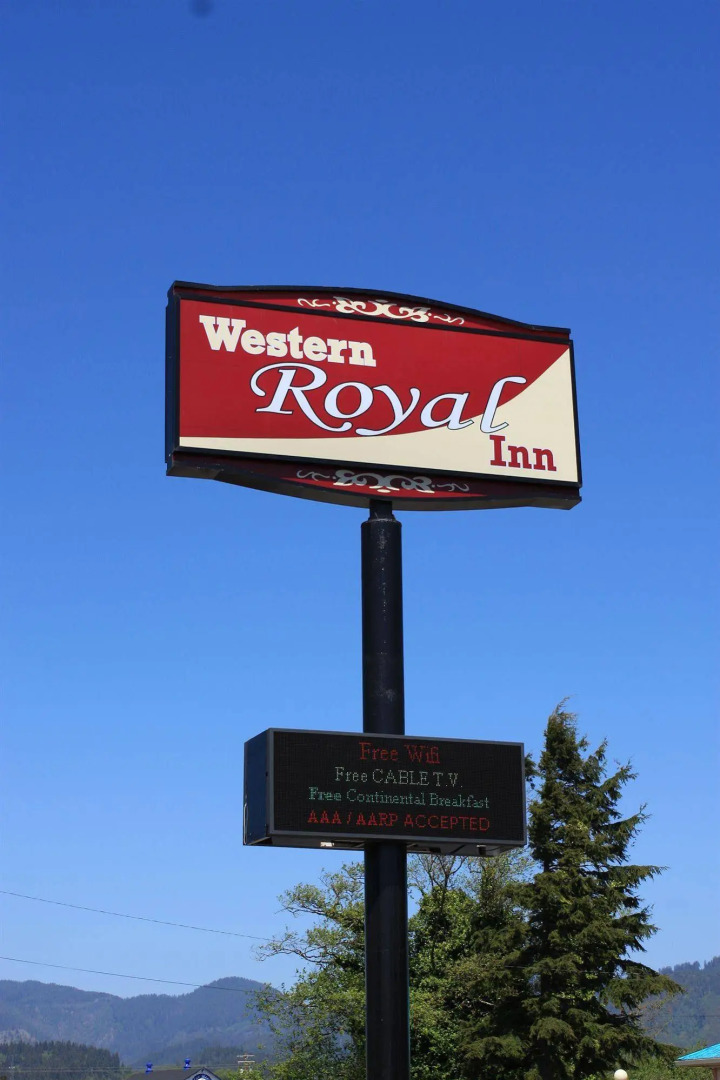 Western Royal Inn