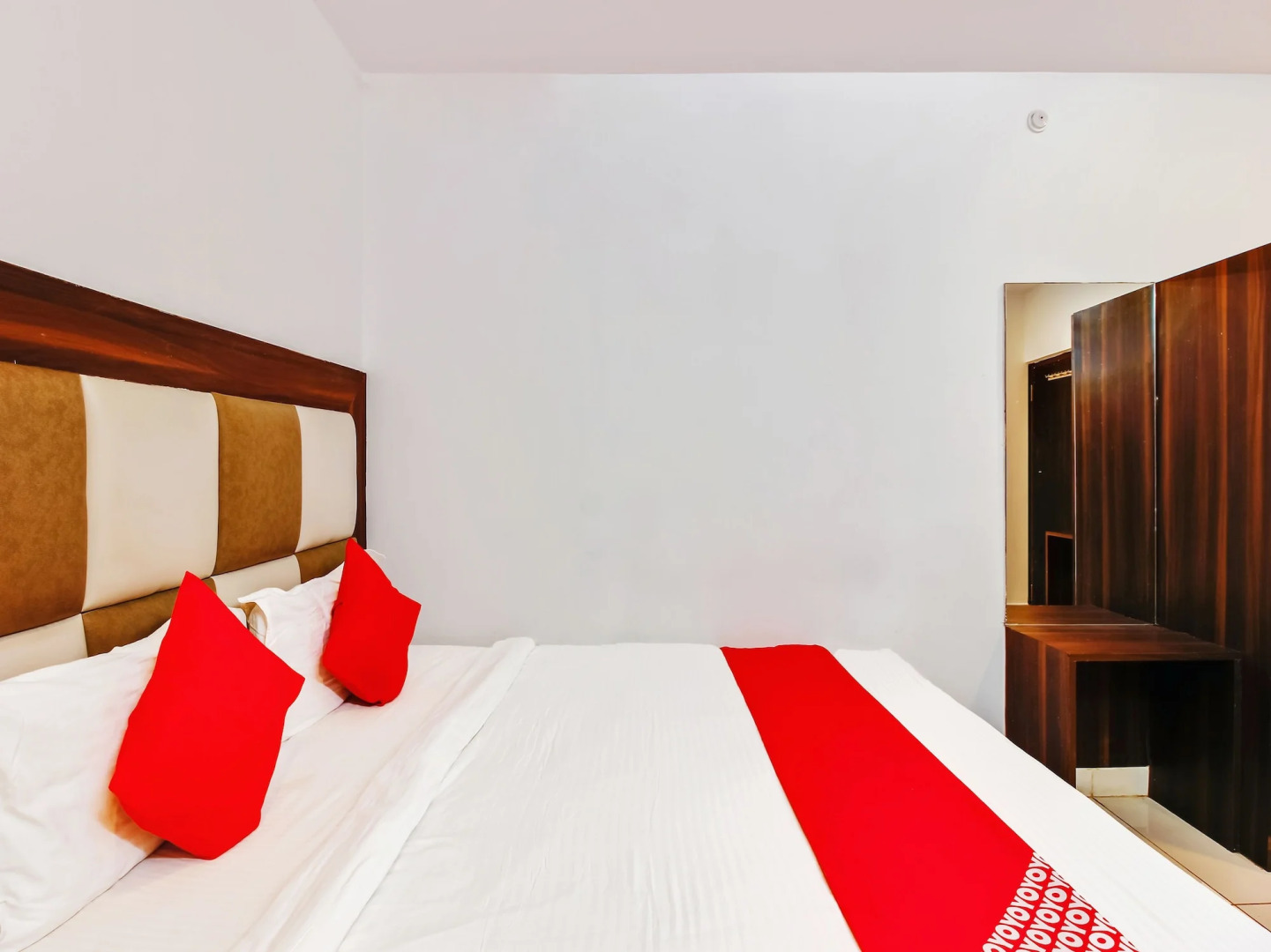 OYO 29131 Hotel MN Grand