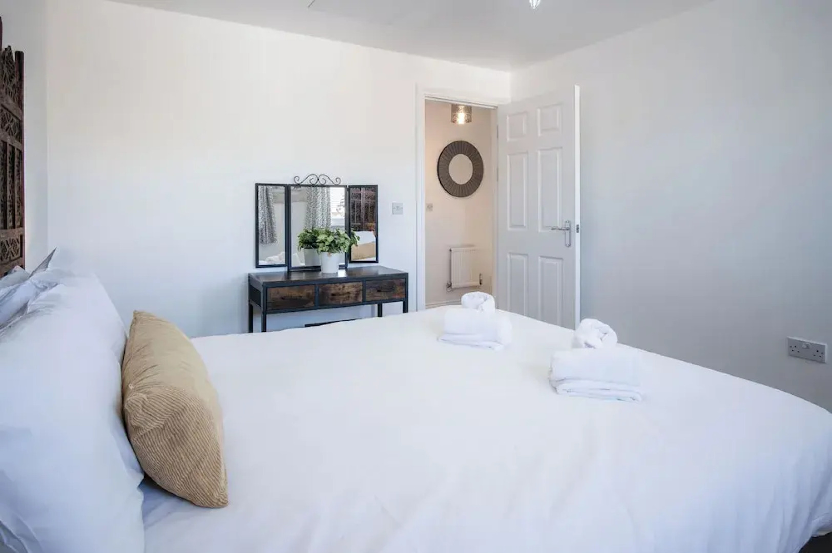 Swn Y Mor - 4 Bedroom - Llanelli