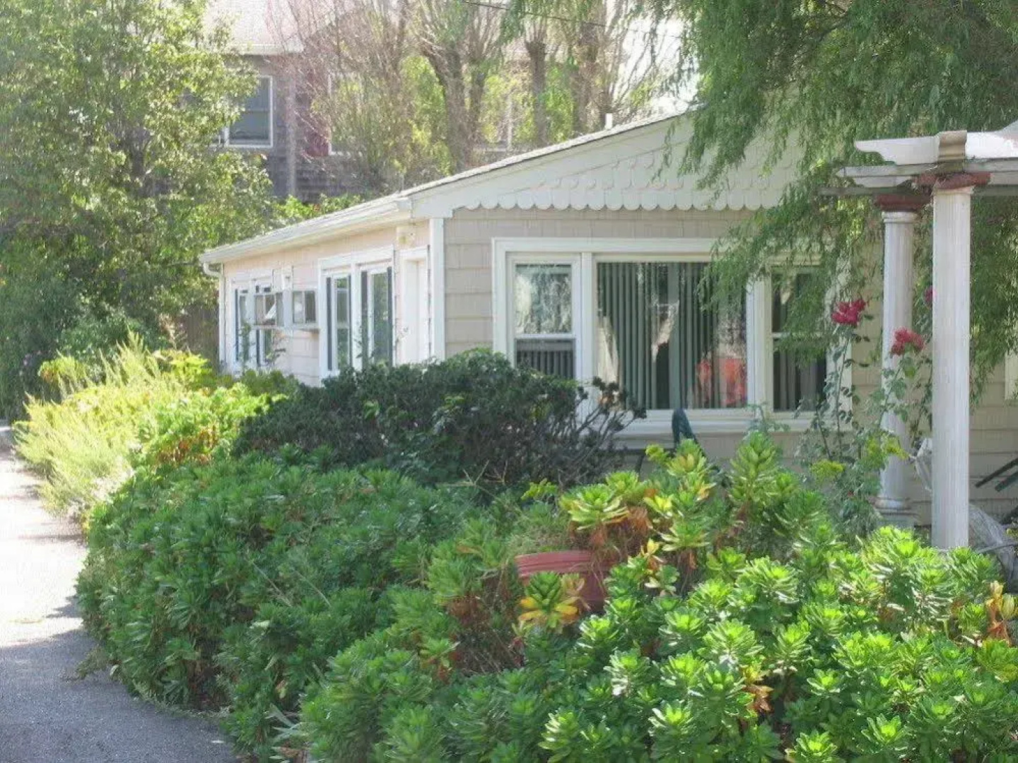 Southold Beach Motel