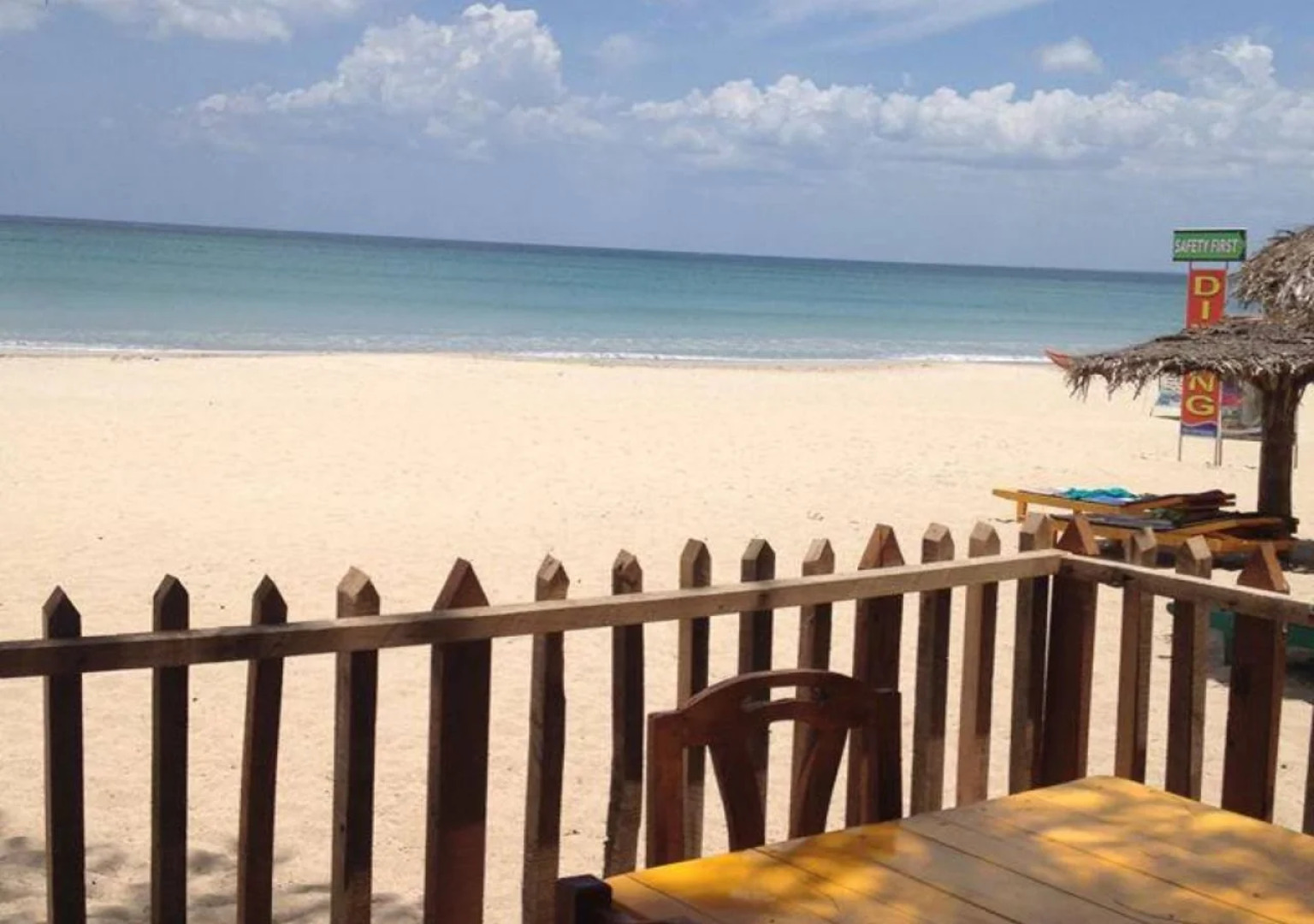 Golden Beach Cottages