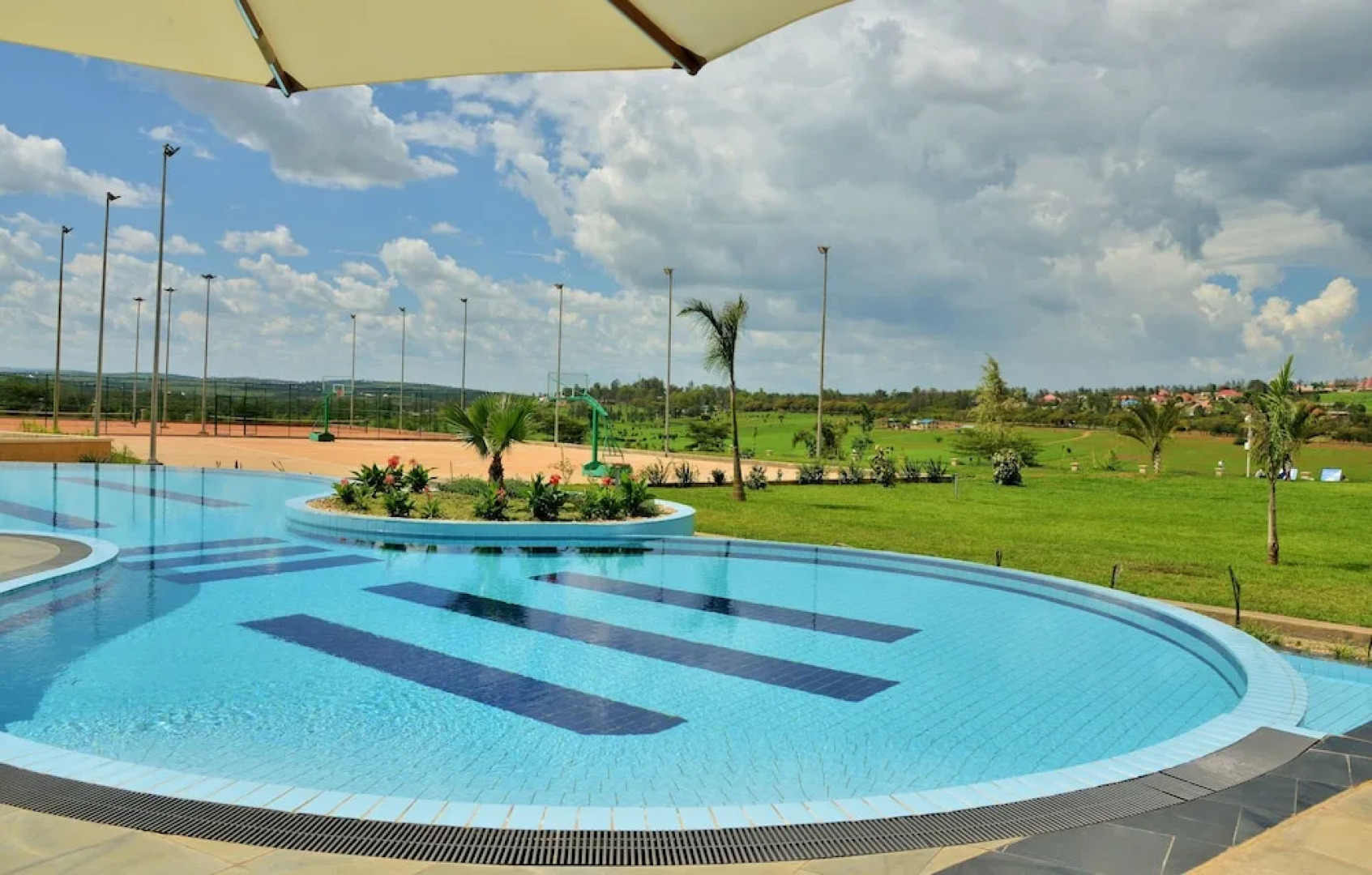 Mantis EPIC Hotel & Suites