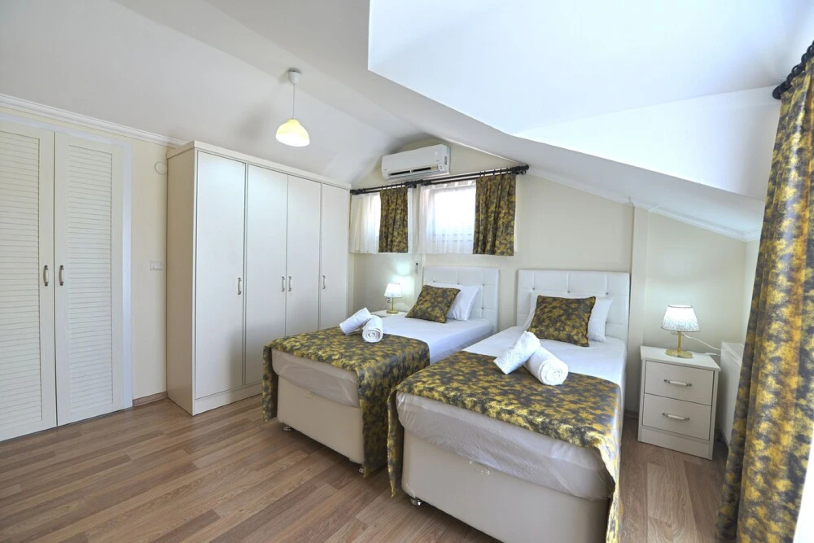 Ozgur City Residence