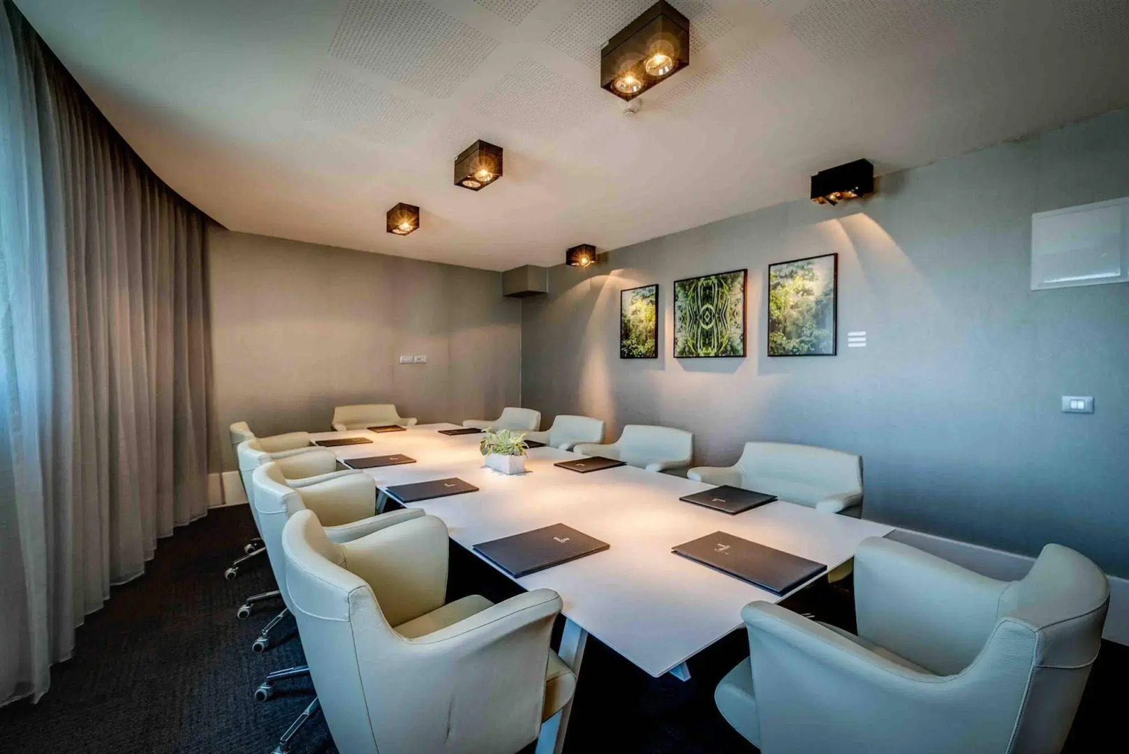 Royal Beach Tel Aviv Hotel