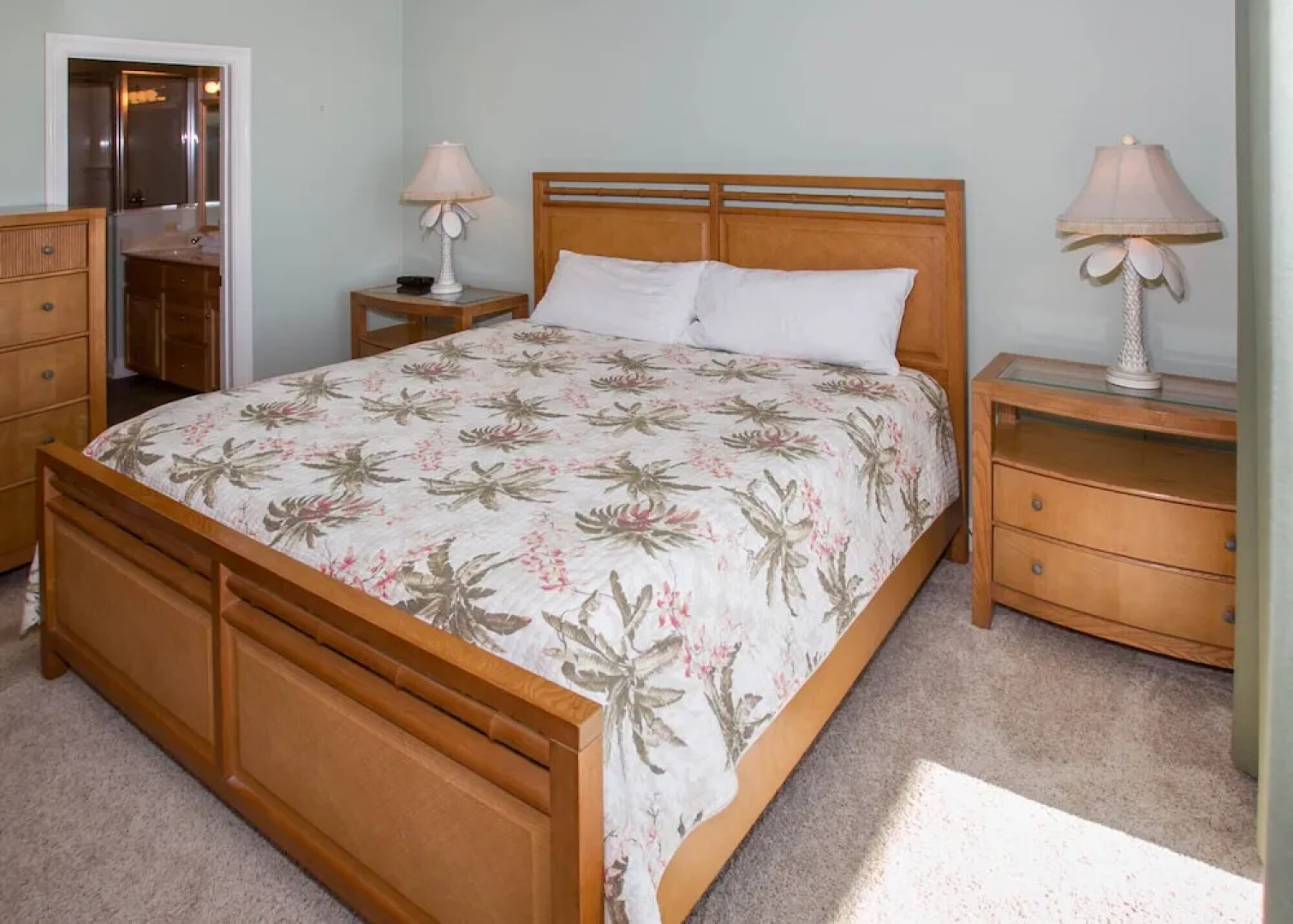 Serenity on the Shore 5 Bedrooms 4.5 Bathrooms Home