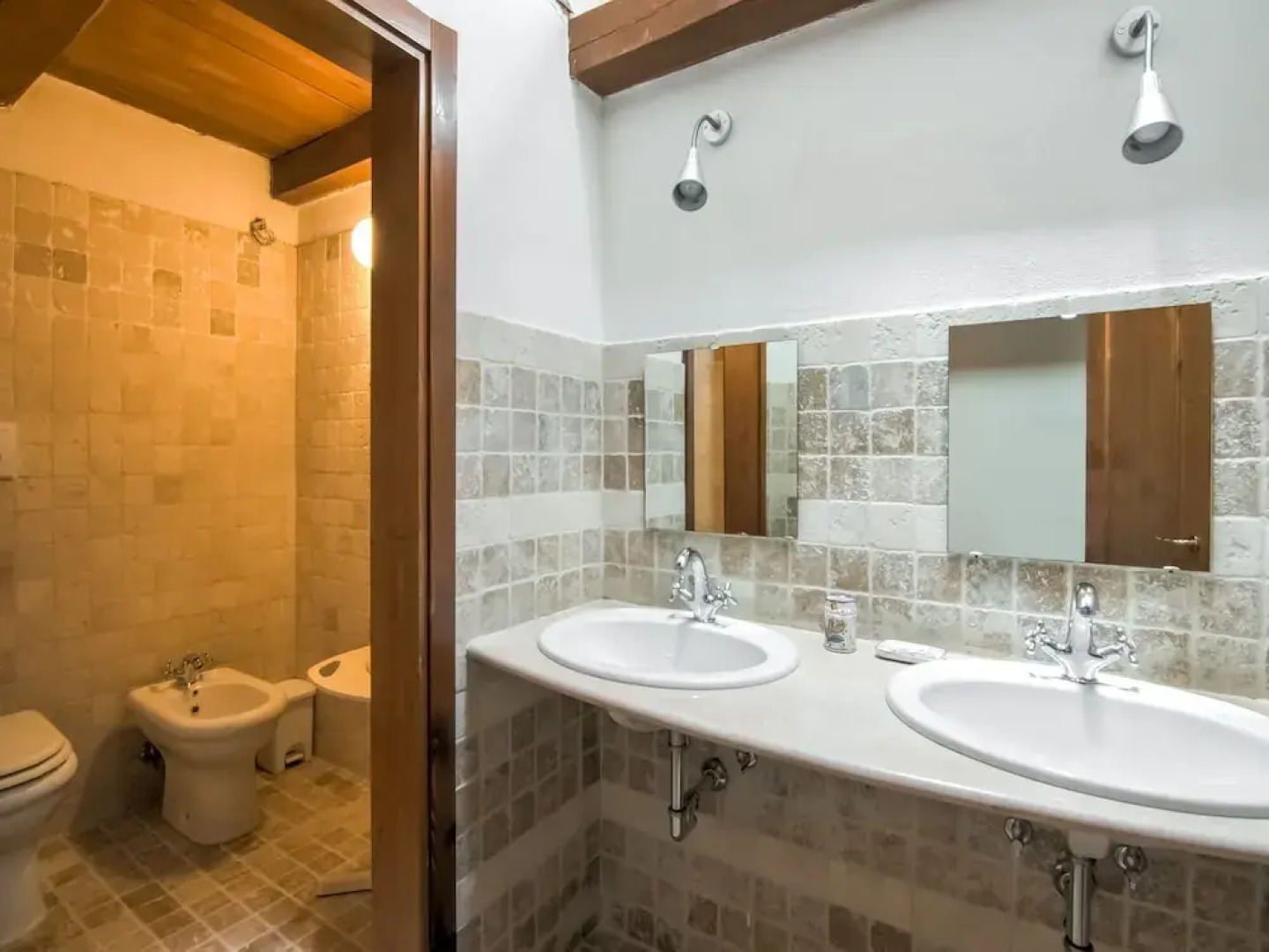 Scenic Apartment in Ascoli Piceno with Hot Tub