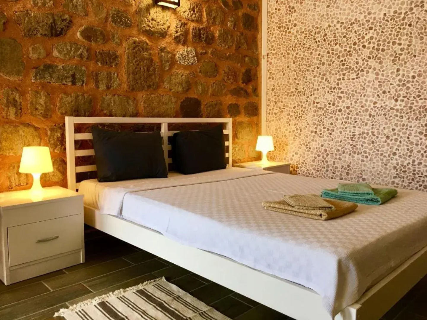 Attalos Suites Hotel