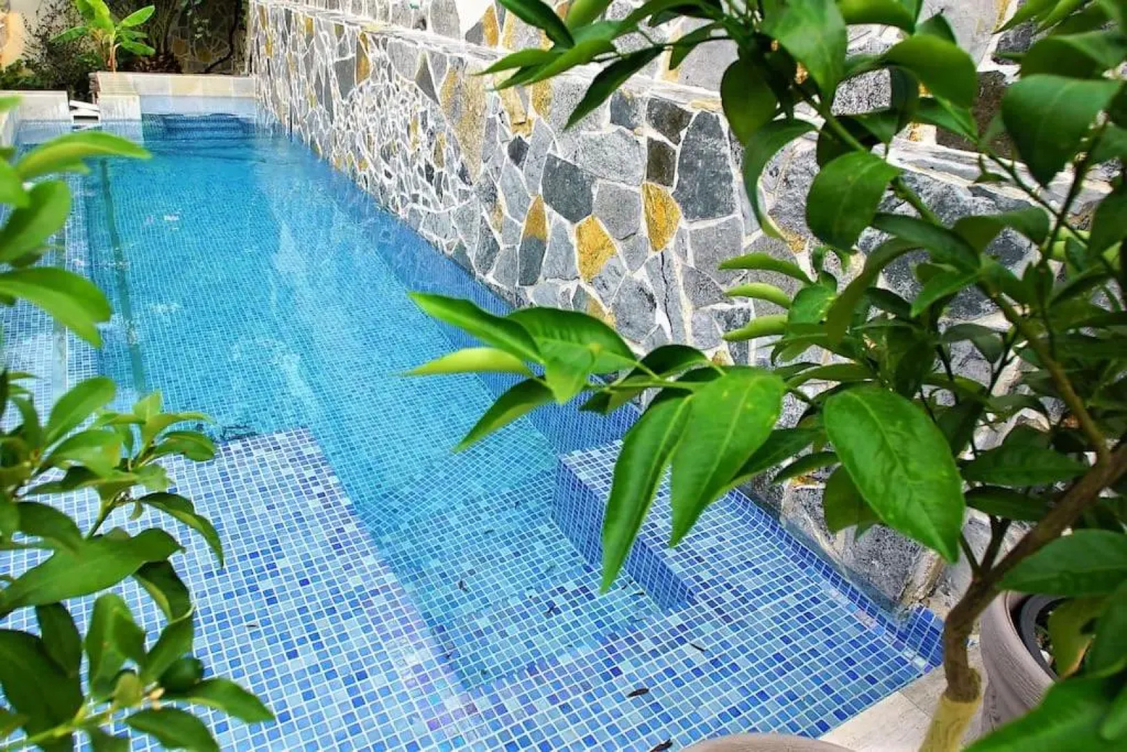 PENTHOUSE STOLIV 5m/sea Pool/Spa Area Jetty+Sunbeds Secluded location