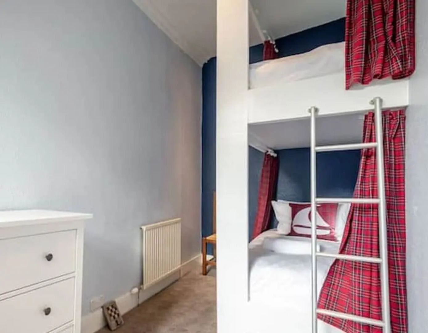 Market Street Apartment Sleeps 6